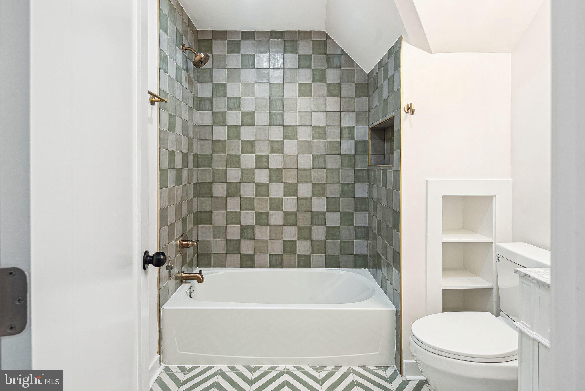 GERMANTOWN - Residential Lease