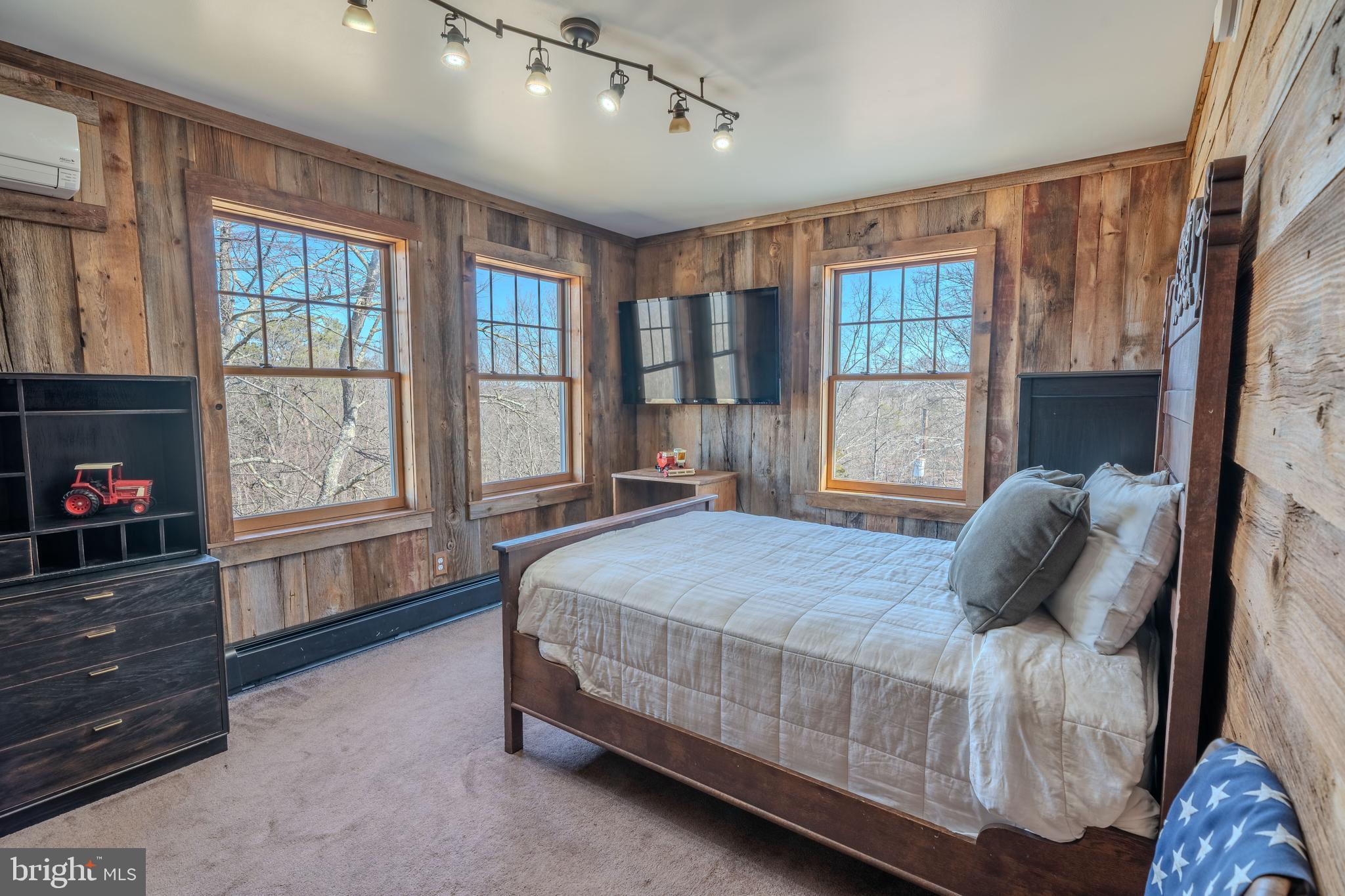 NEWPORT - Residential