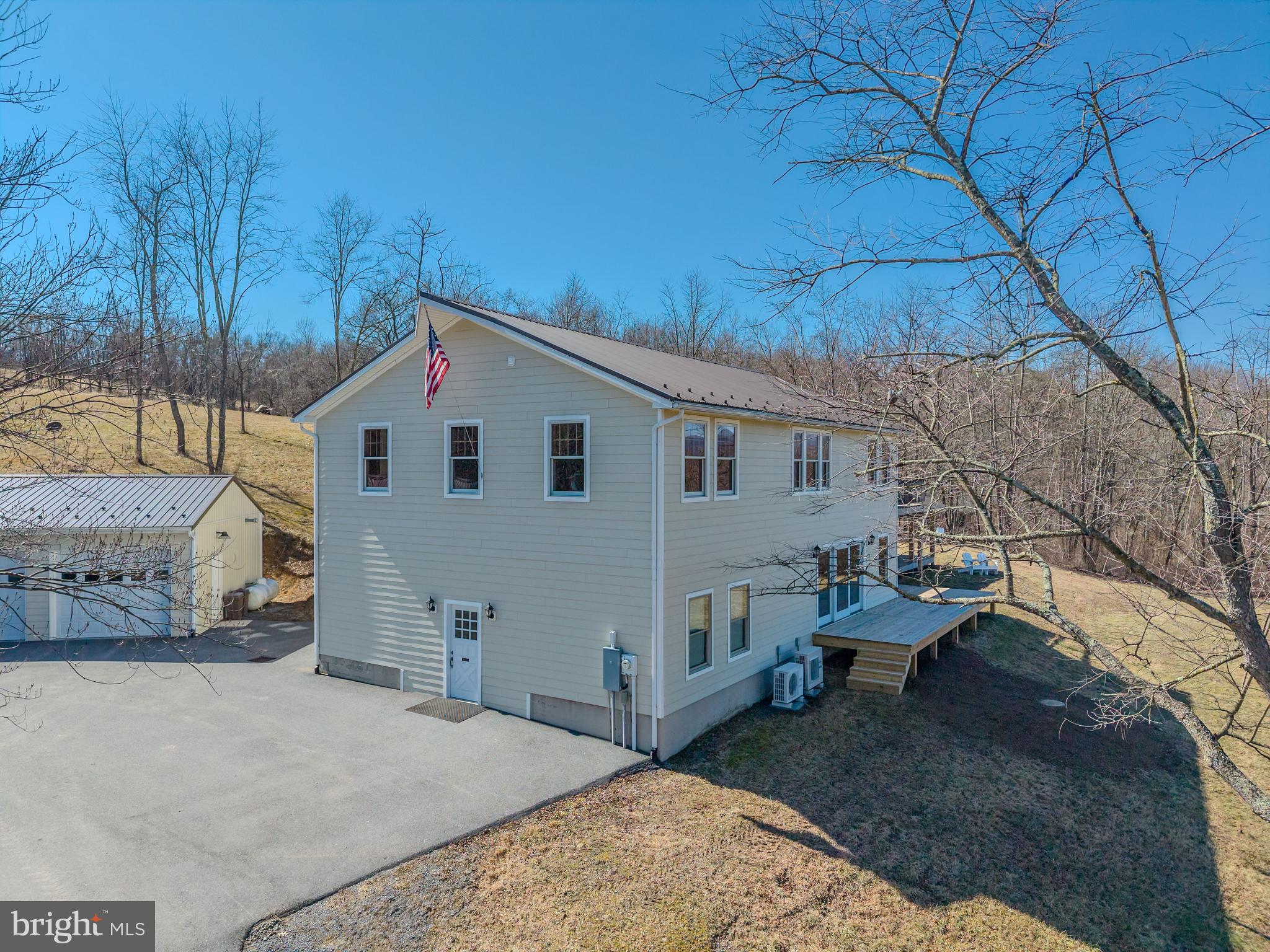 NEWPORT - Residential