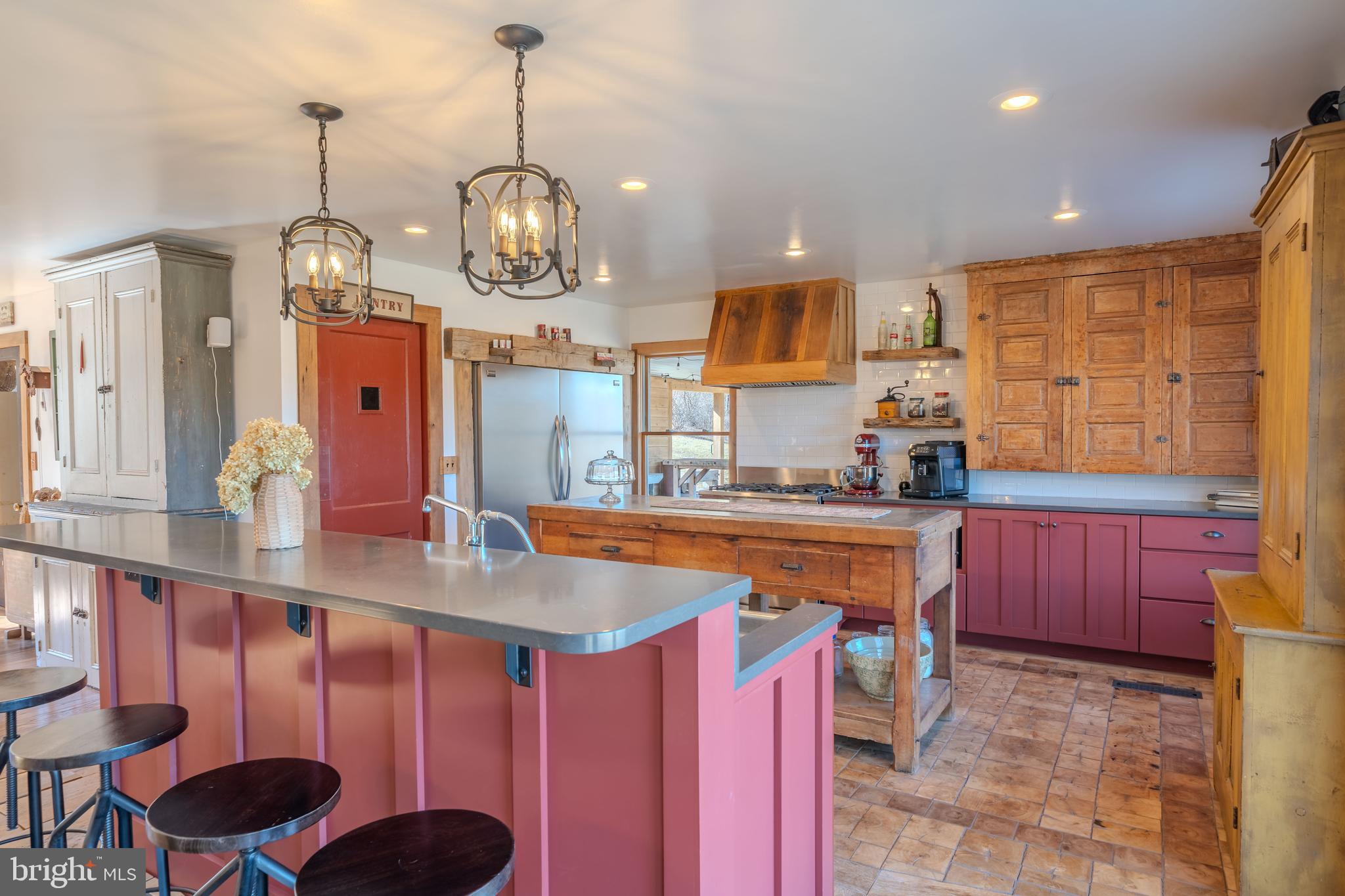 NEWPORT - Residential