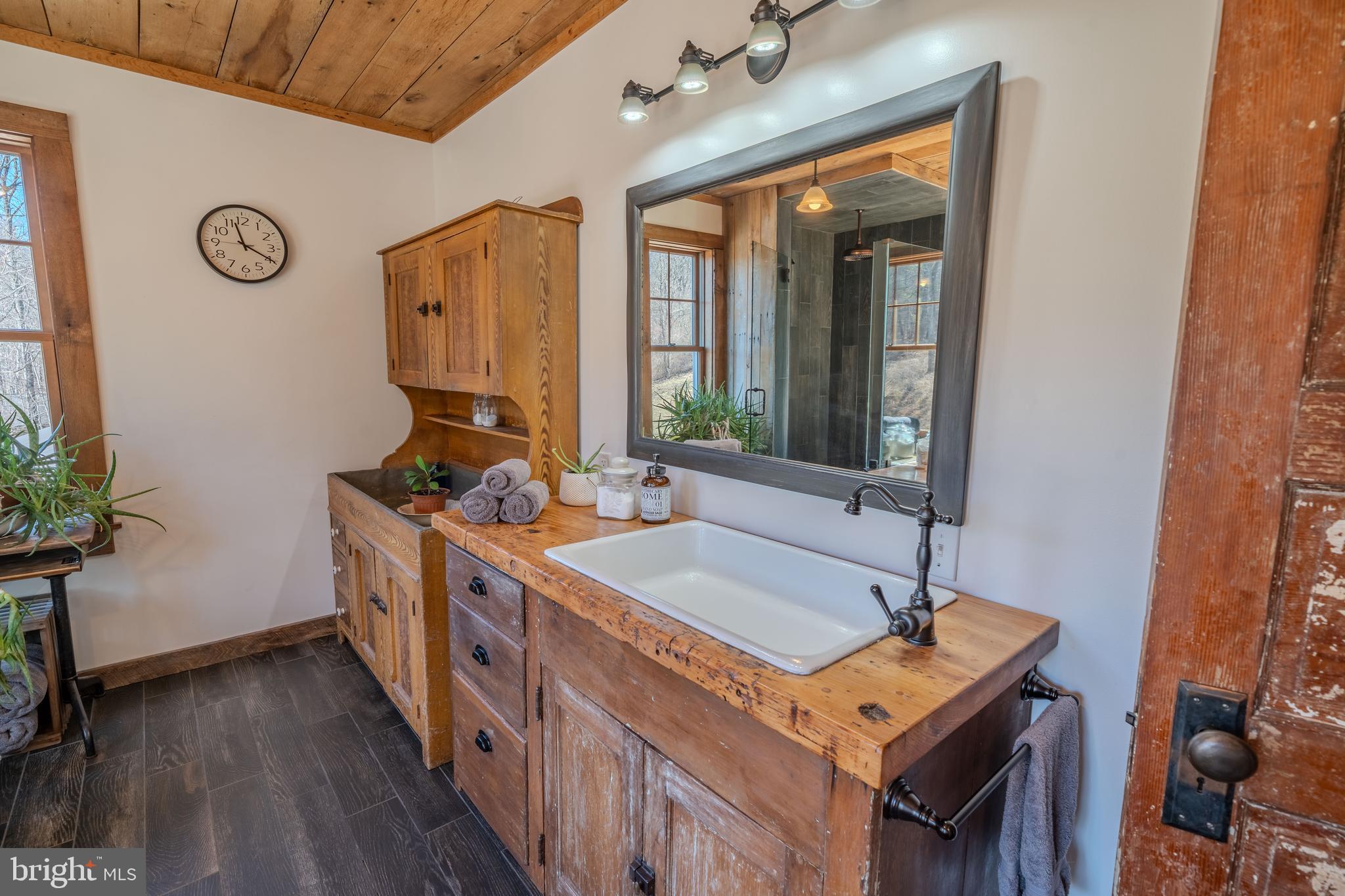 NEWPORT - Residential