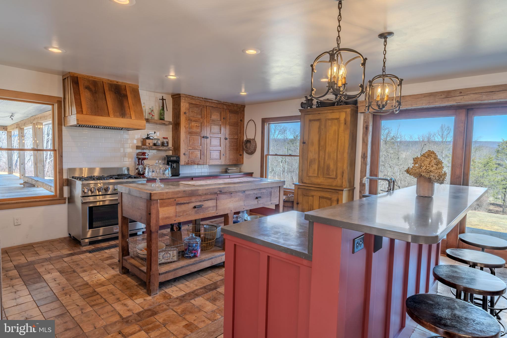 NEWPORT - Residential