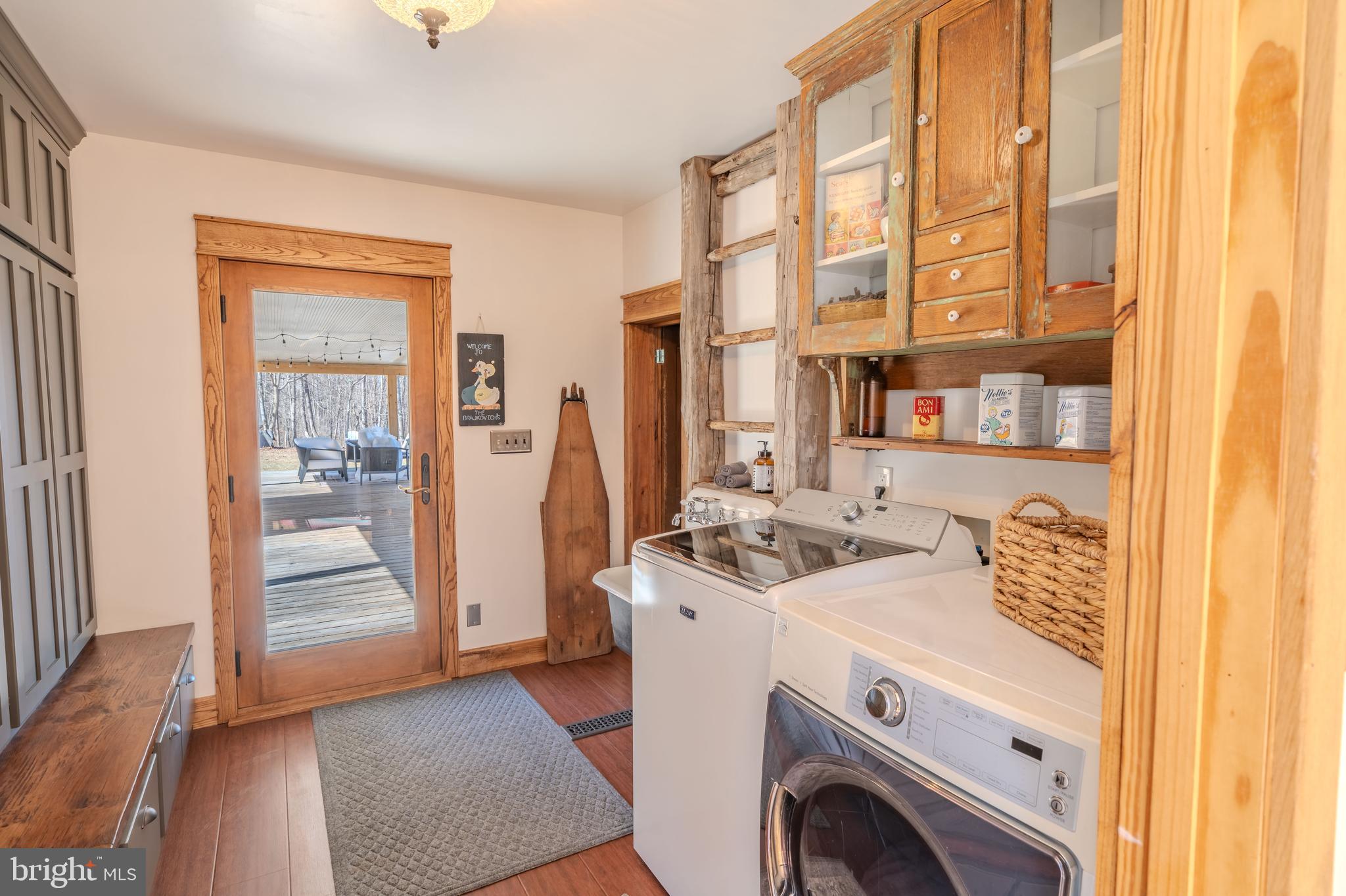 NEWPORT - Residential