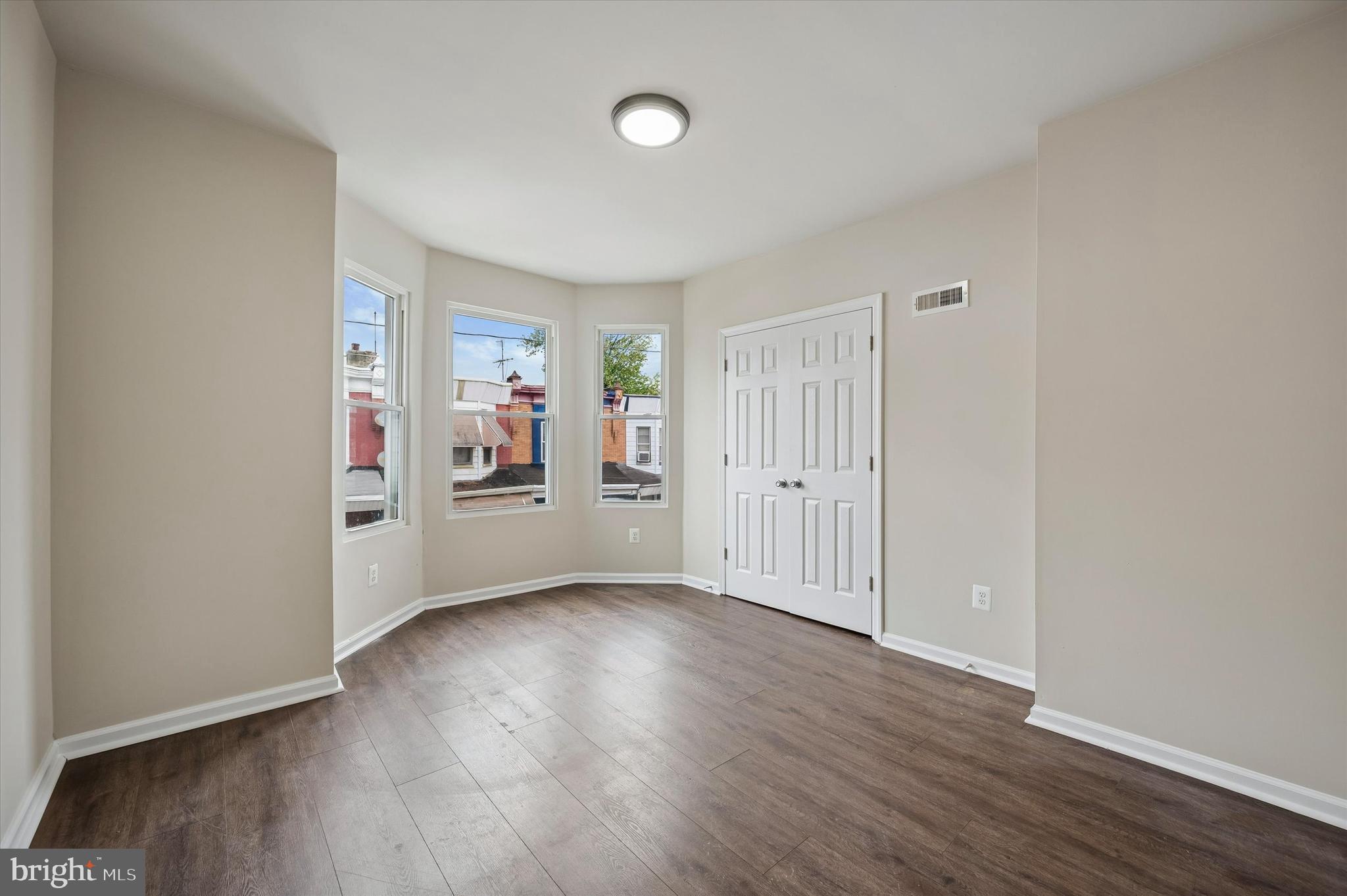 COBBS CREEK - Residential