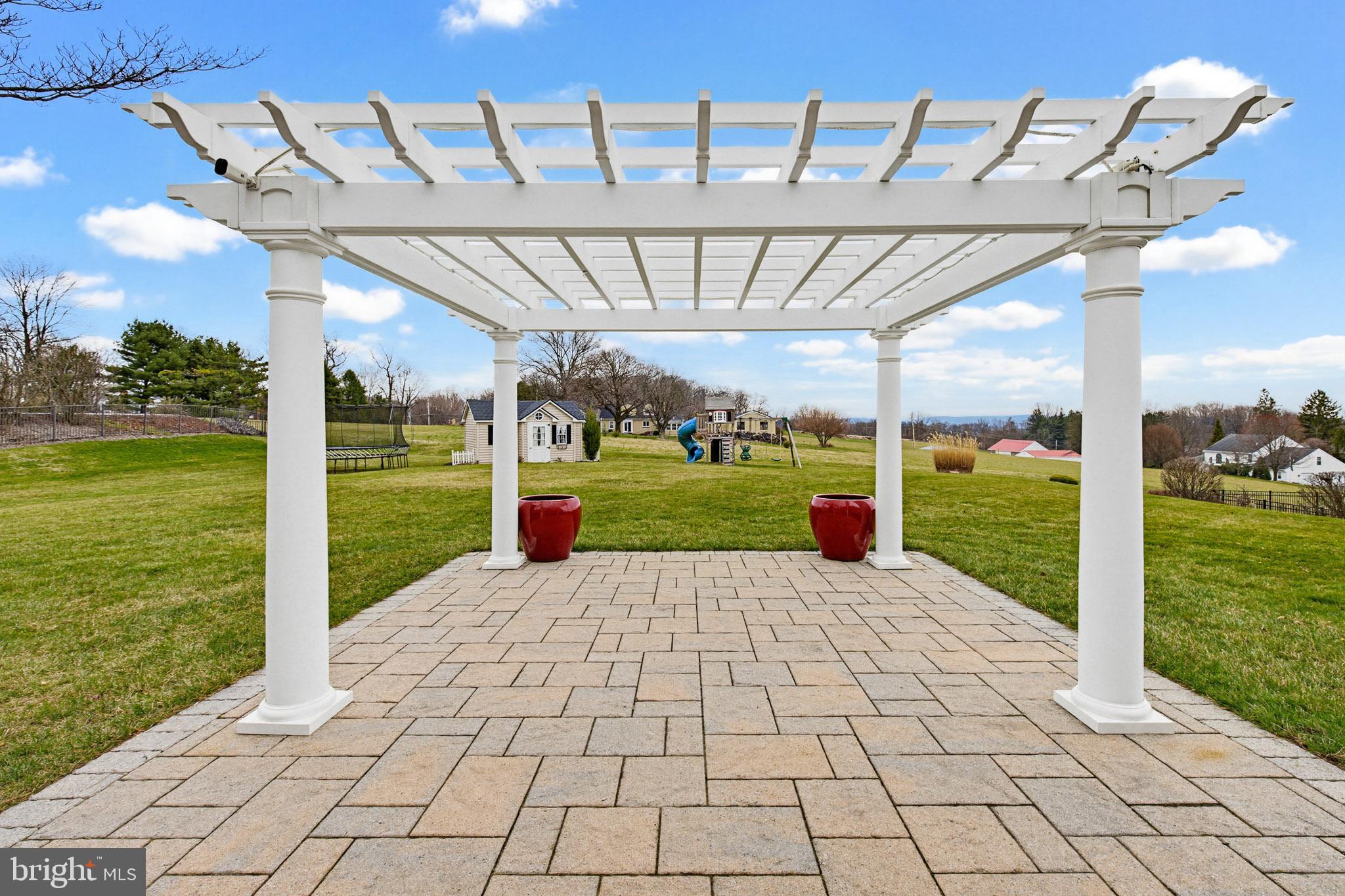 4 SAINT ANDREWS DRIVE