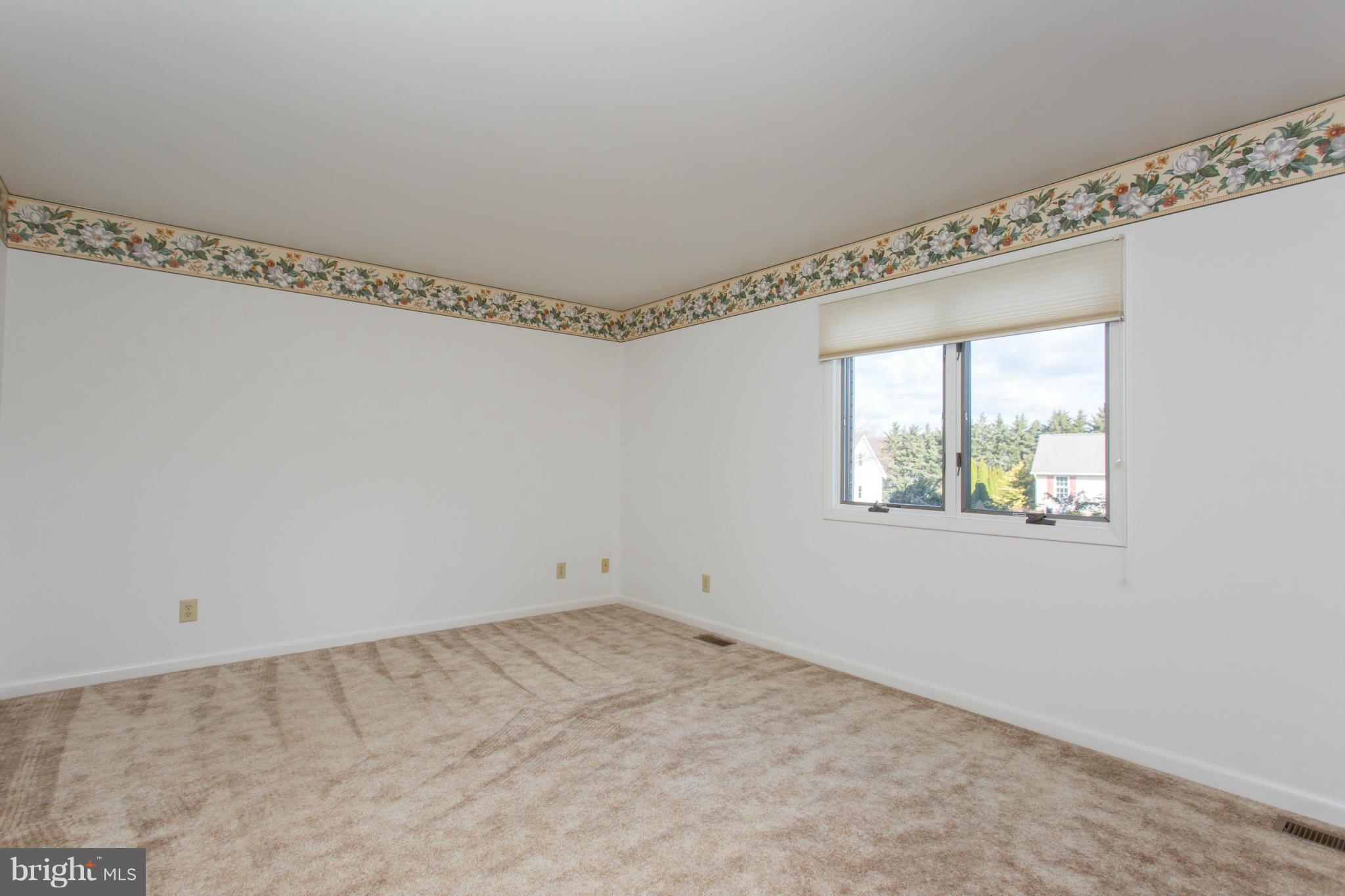 WALNUT MANOR - Residential