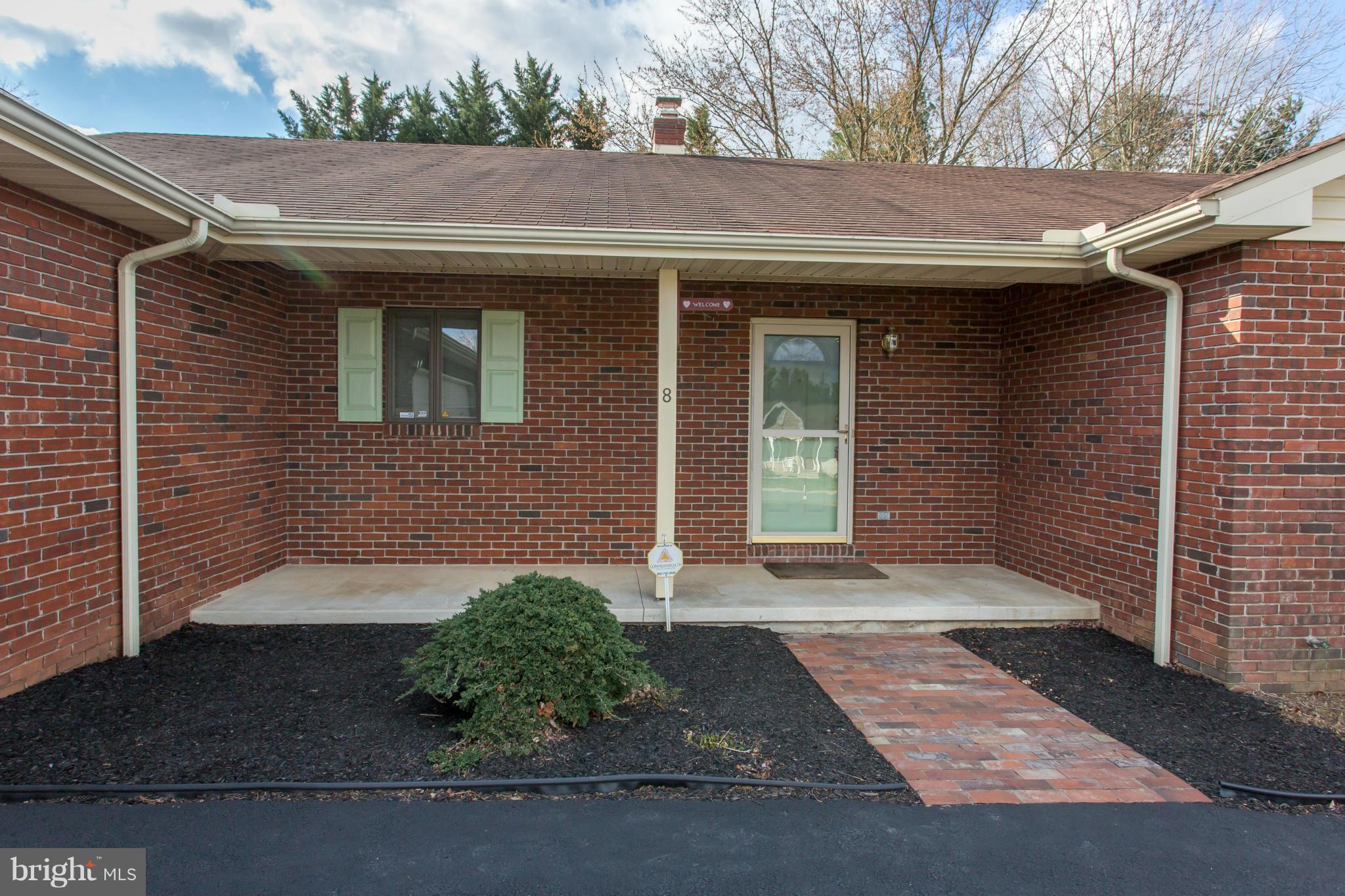 WALNUT MANOR - Residential