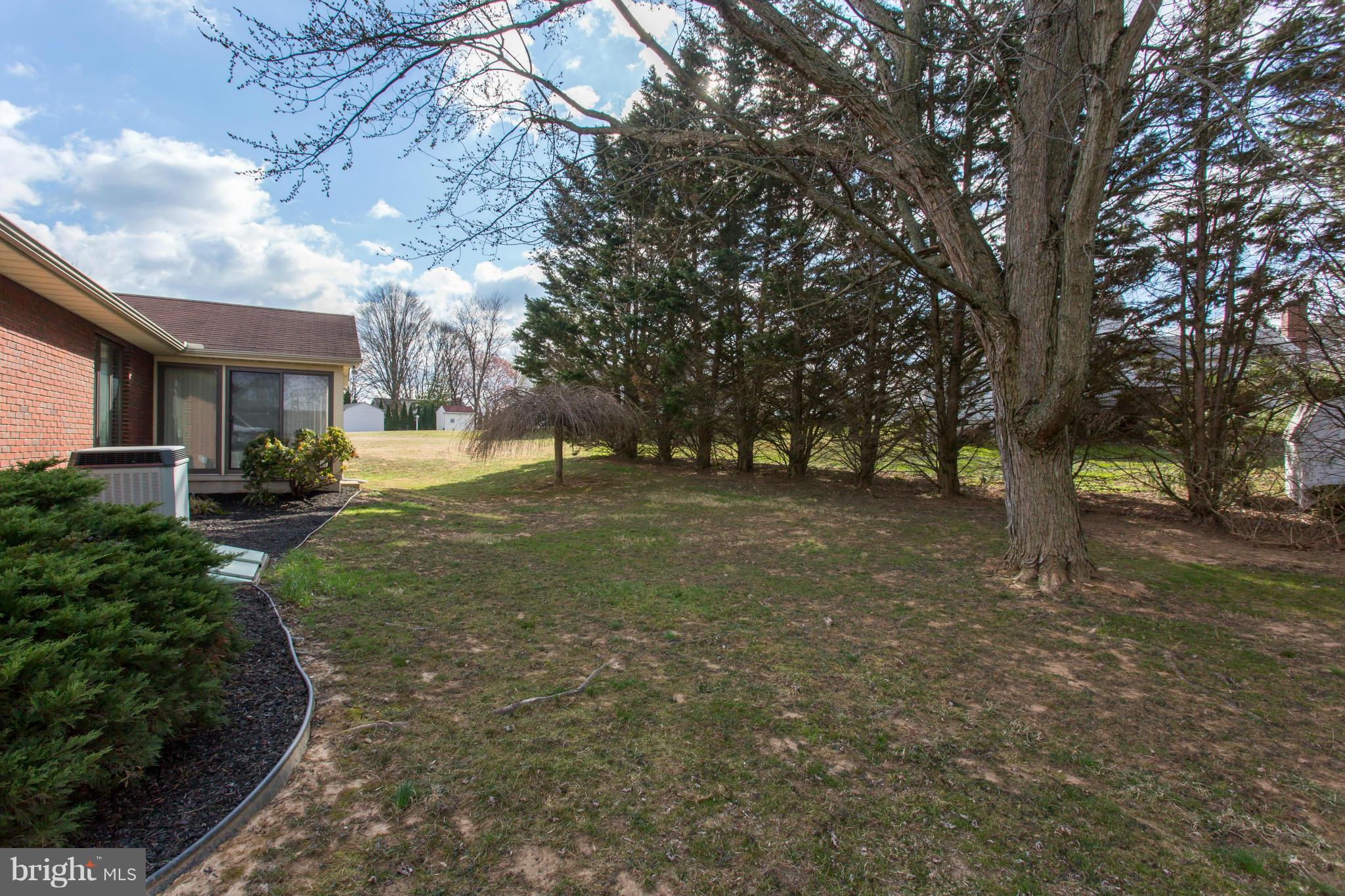 WALNUT MANOR - Residential