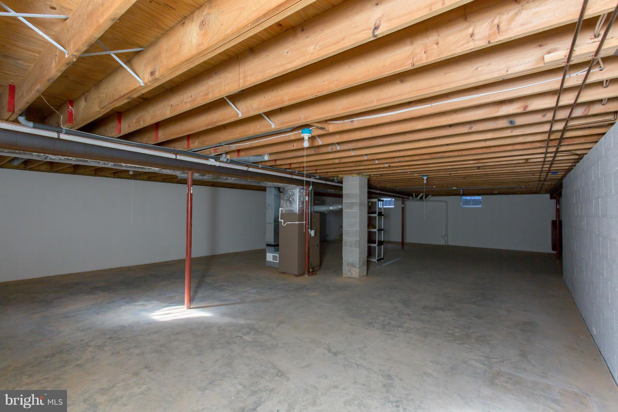 WALNUT MANOR - Residential