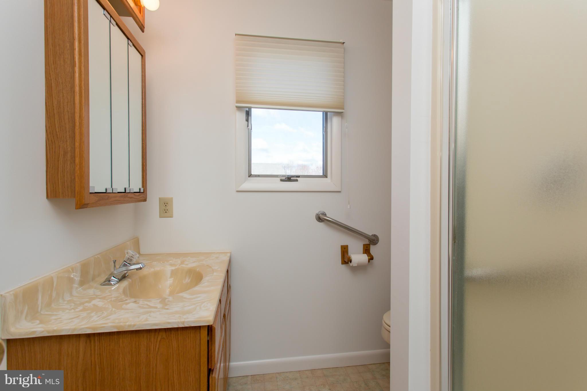 WALNUT MANOR - Residential