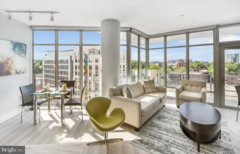 4850 Rugby Avenue, Bethesda, MD MLS: MDMC703590