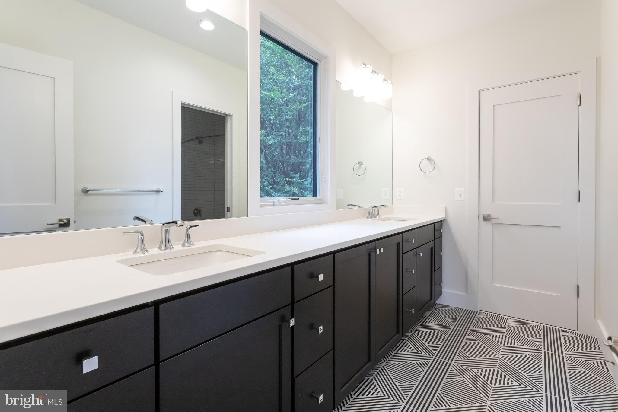 ROCK SPRING - Residential