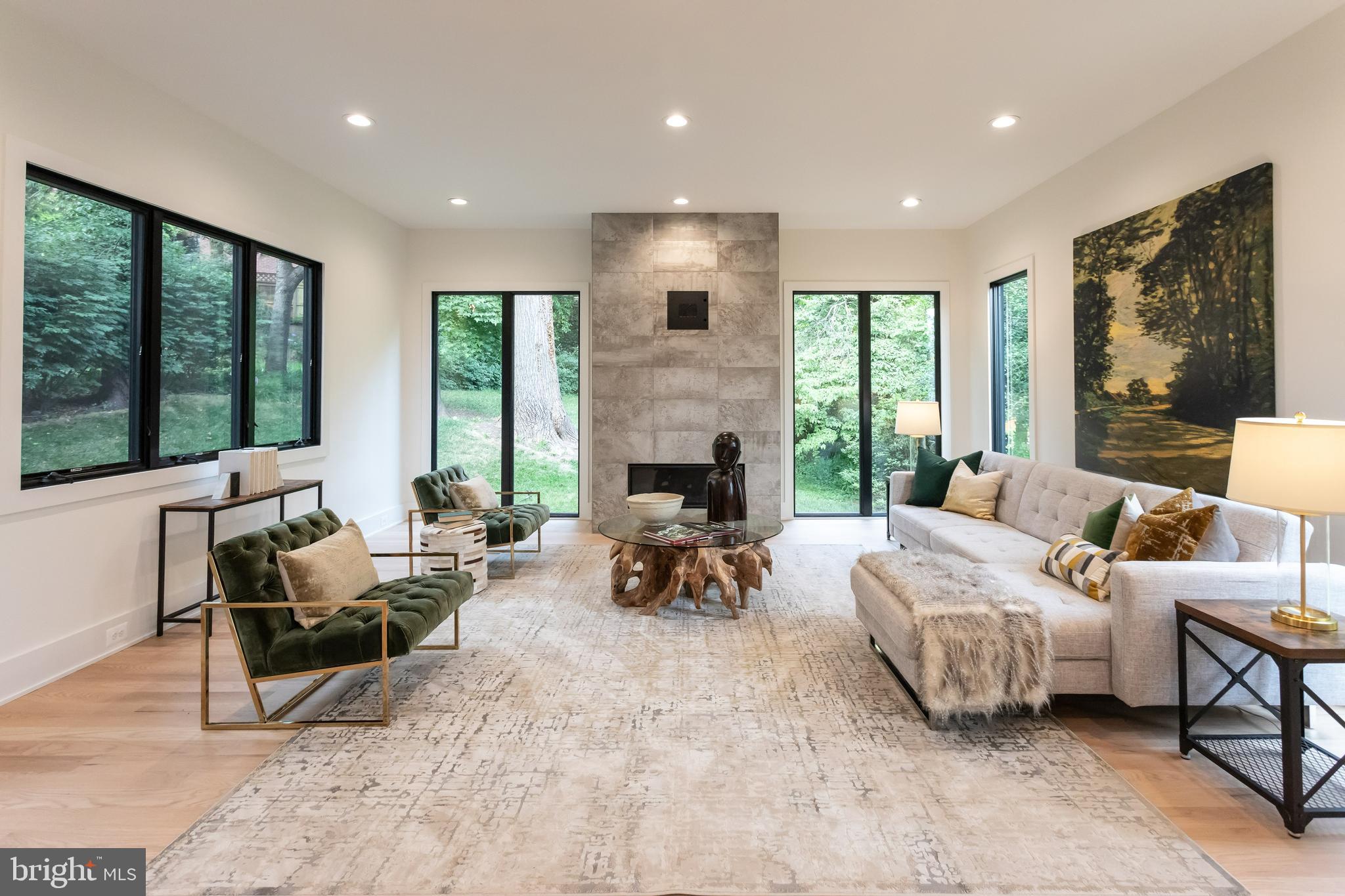 ROCK SPRING - Residential