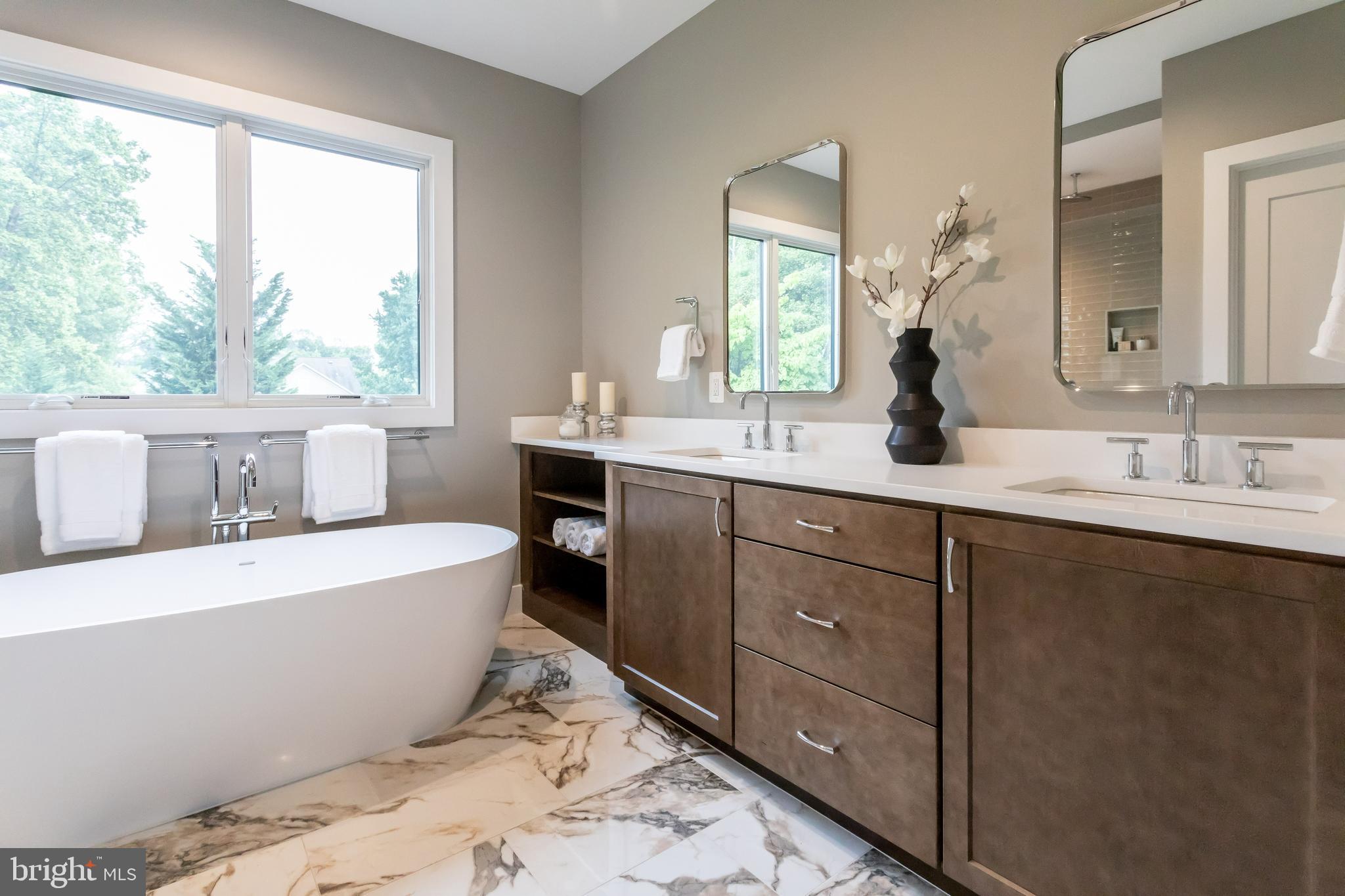 ROCK SPRING - Residential