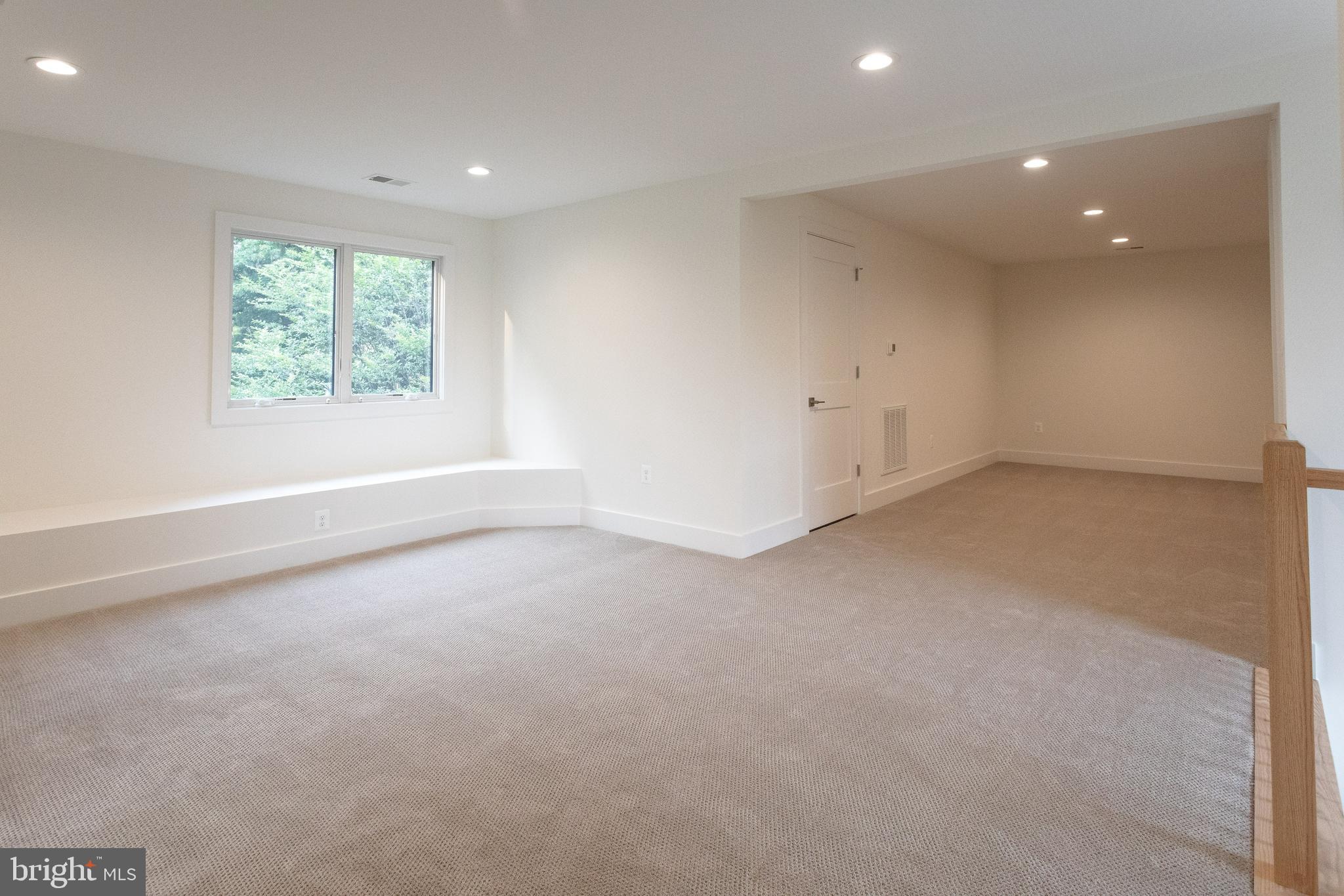 ROCK SPRING - Residential