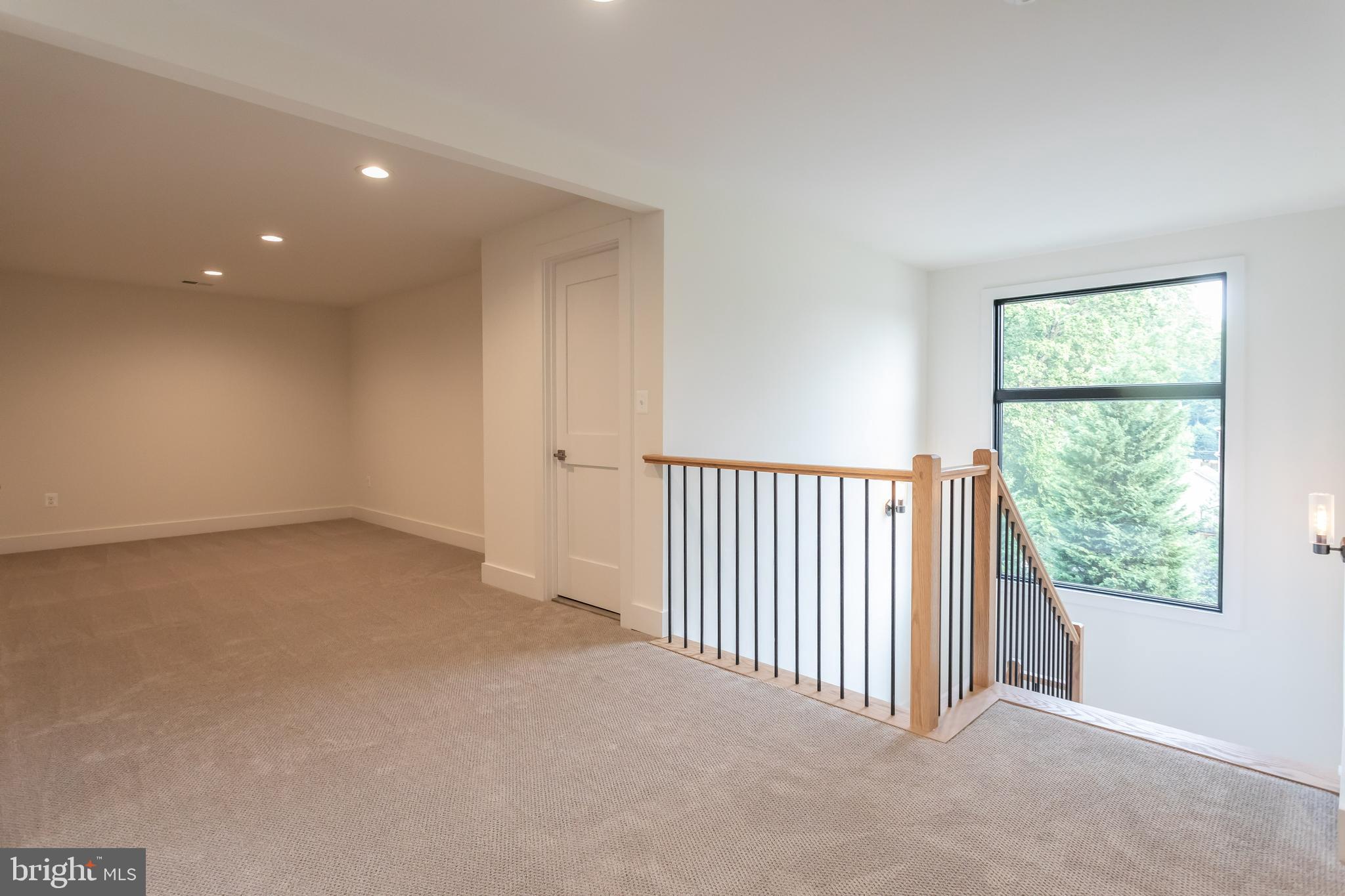 ROCK SPRING - Residential