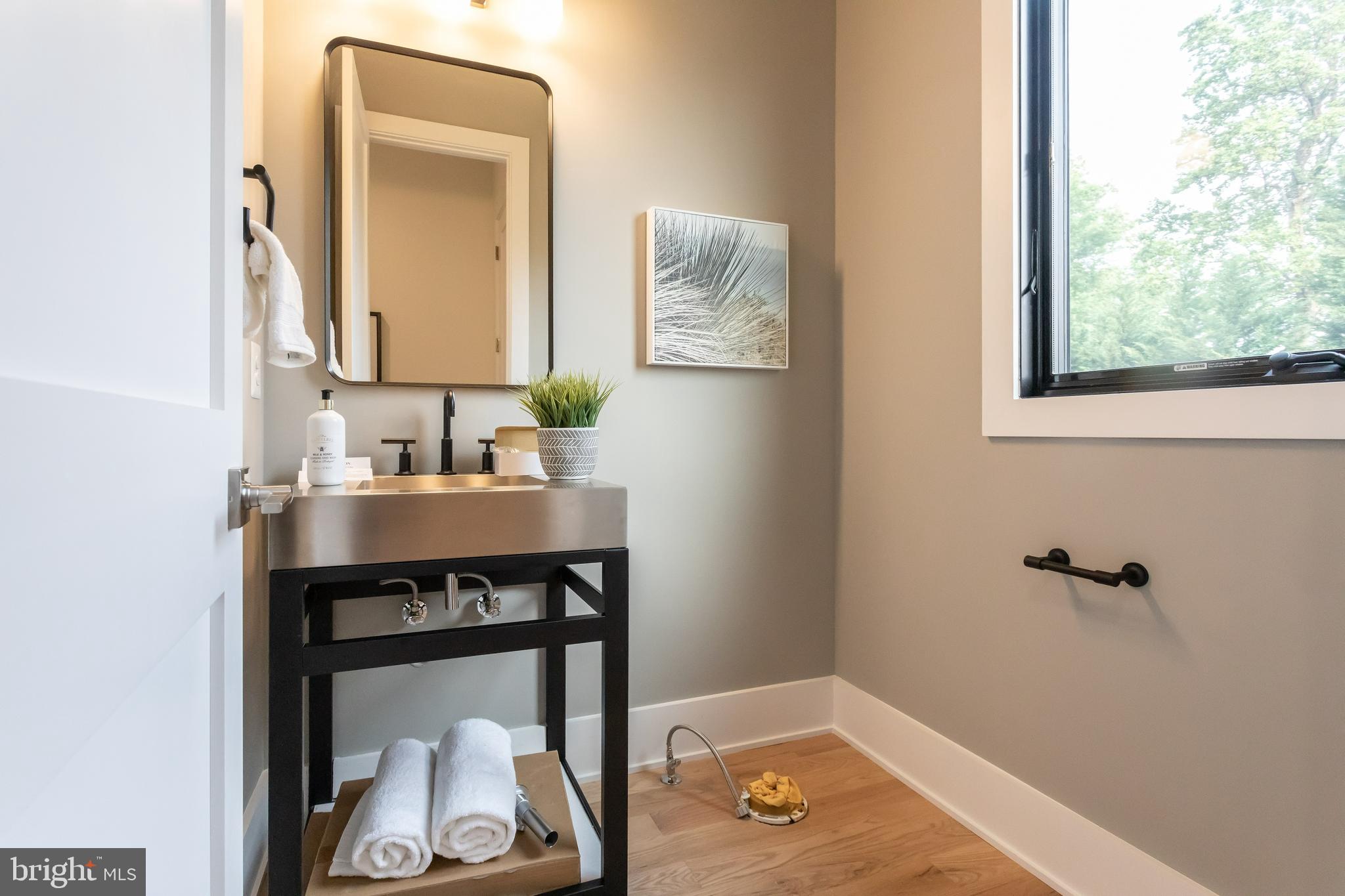 ROCK SPRING - Residential