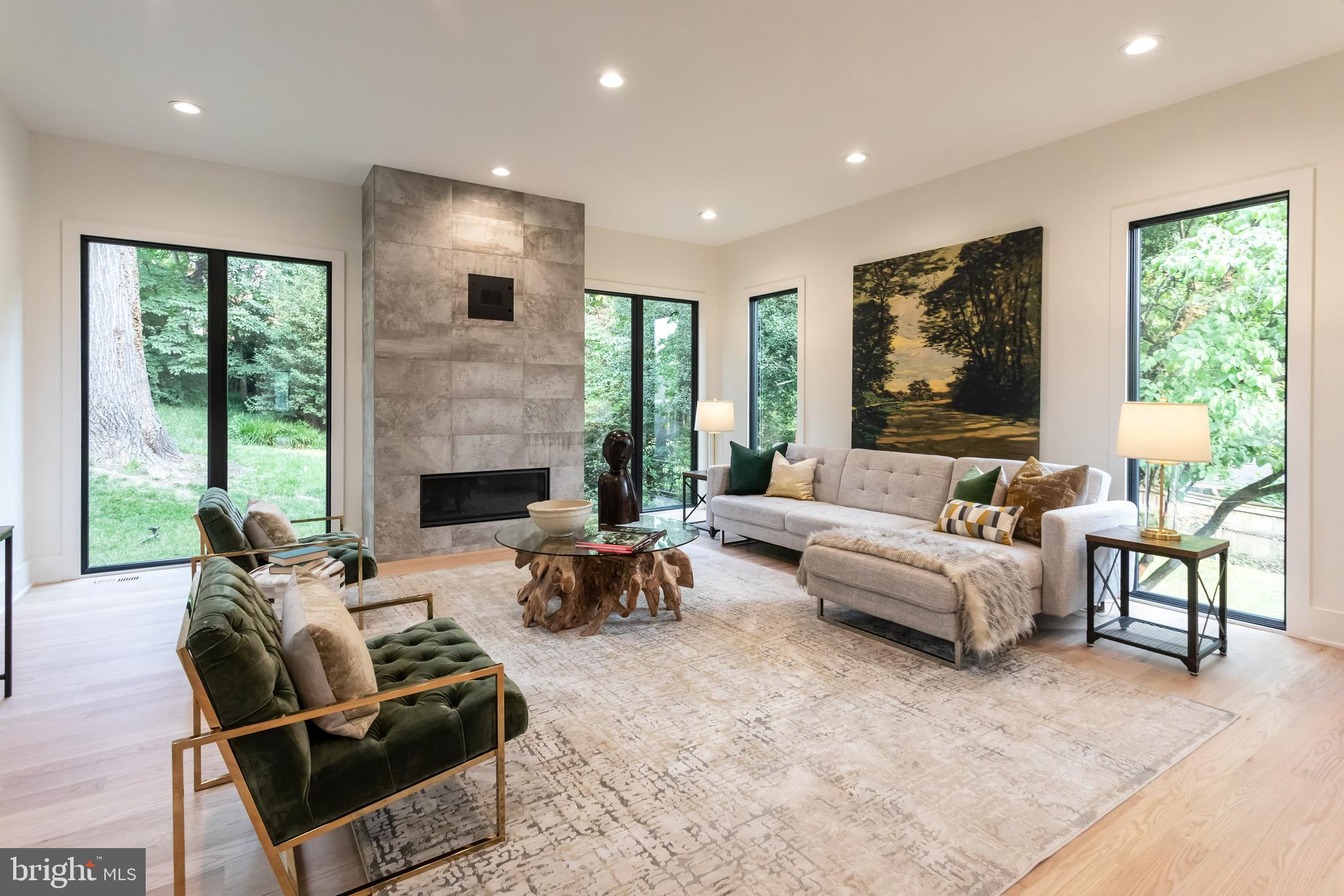 ROCK SPRING - Residential