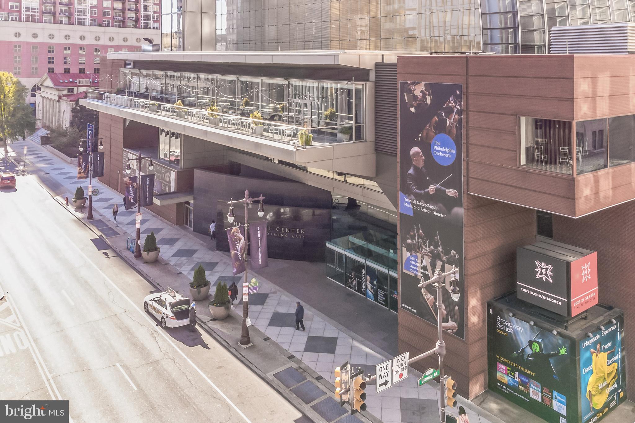 AVENUE OF THE ARTS - Residential