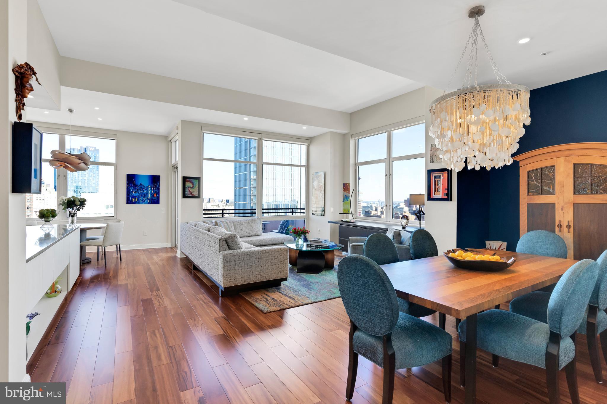 AVENUE OF THE ARTS - Residential