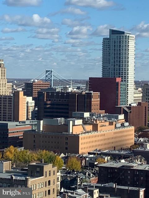 AVENUE OF THE ARTS - Residential