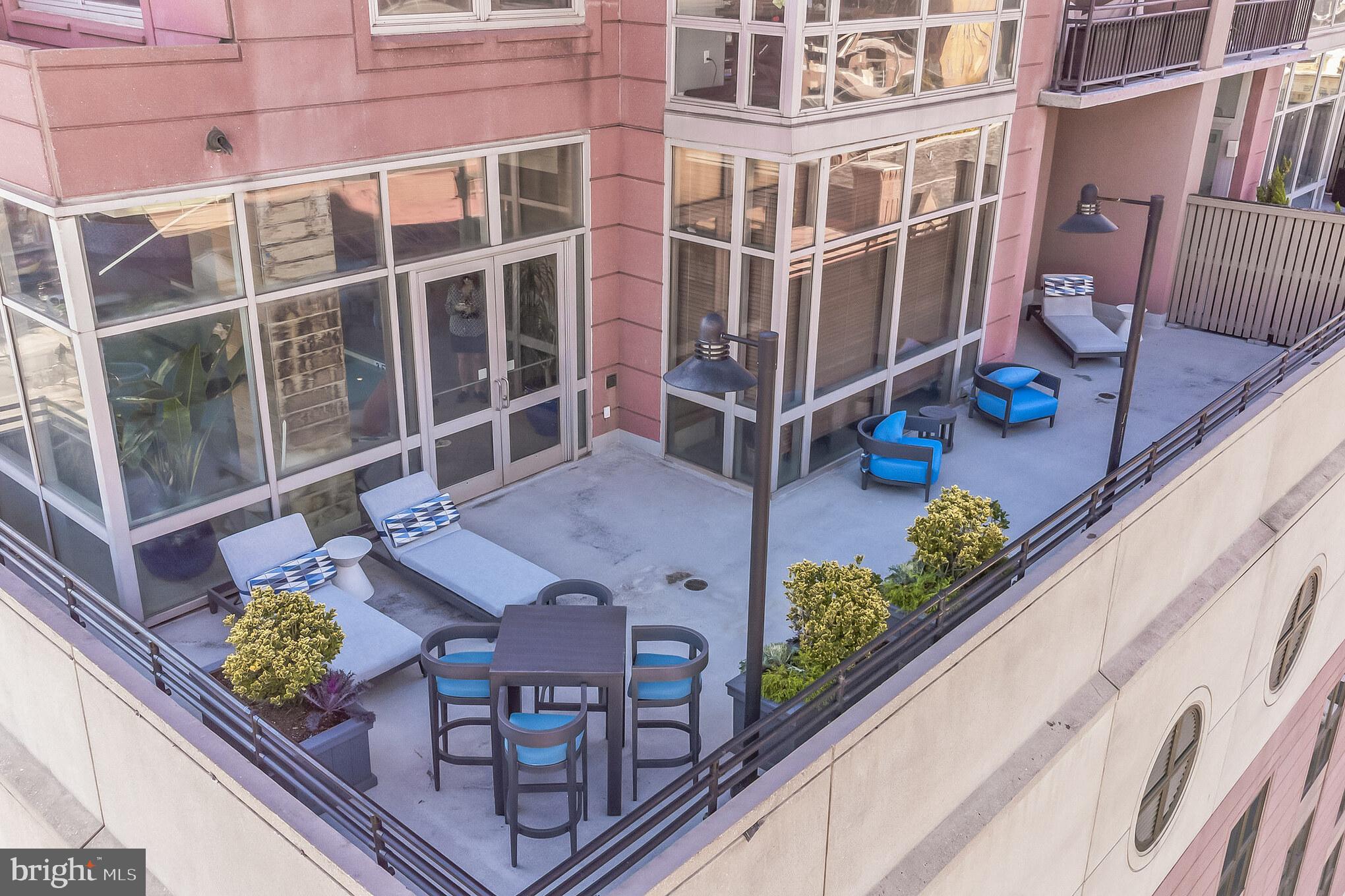 AVENUE OF THE ARTS - Residential