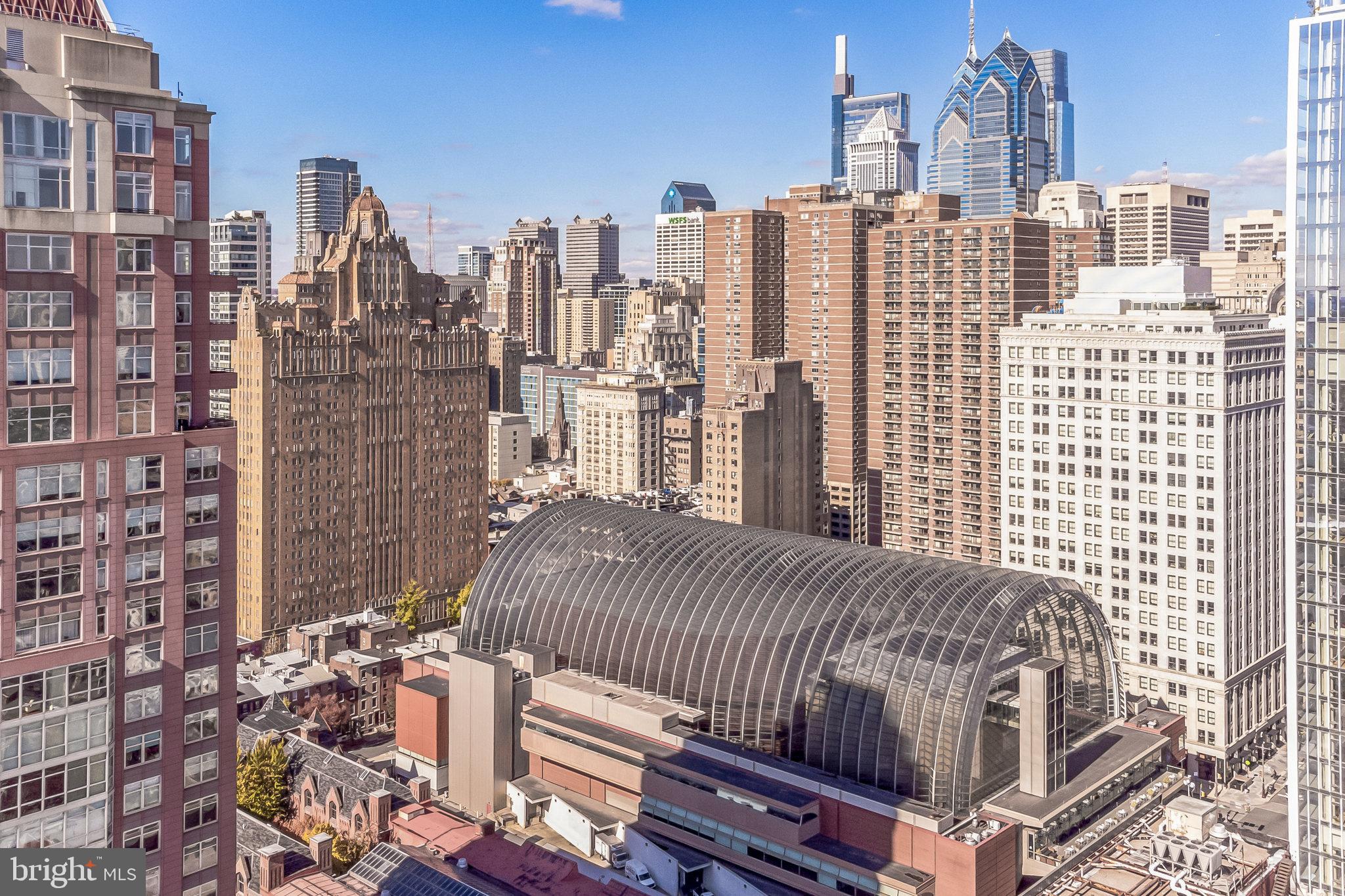 AVENUE OF THE ARTS - Residential