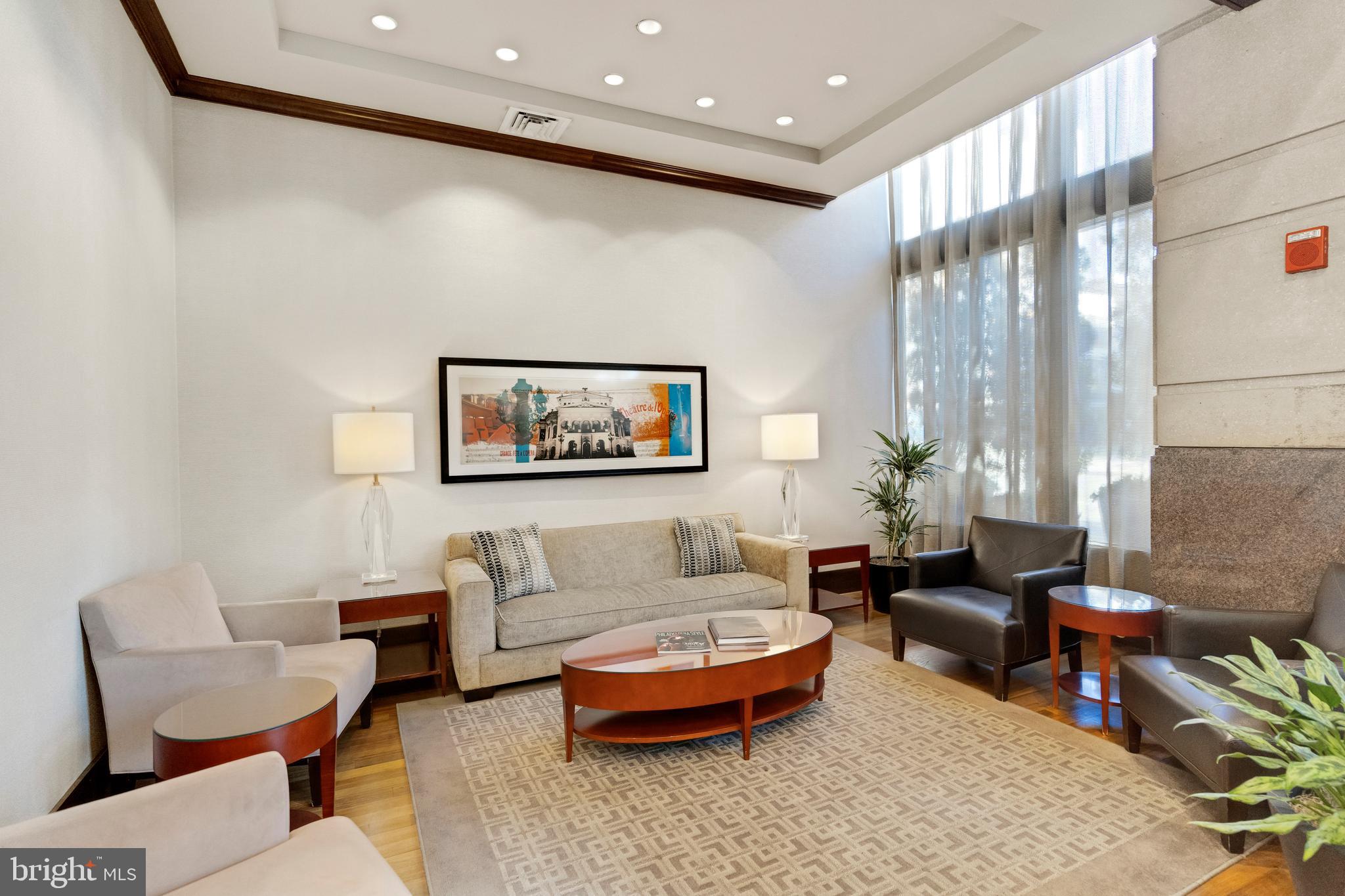 AVENUE OF THE ARTS - Residential