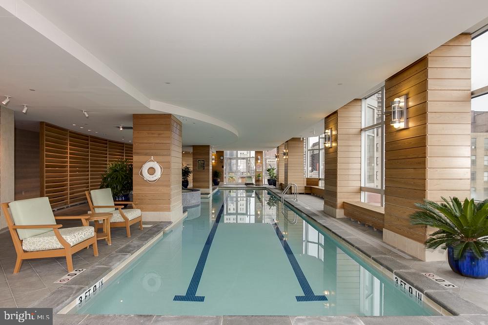 AVENUE OF THE ARTS - Residential