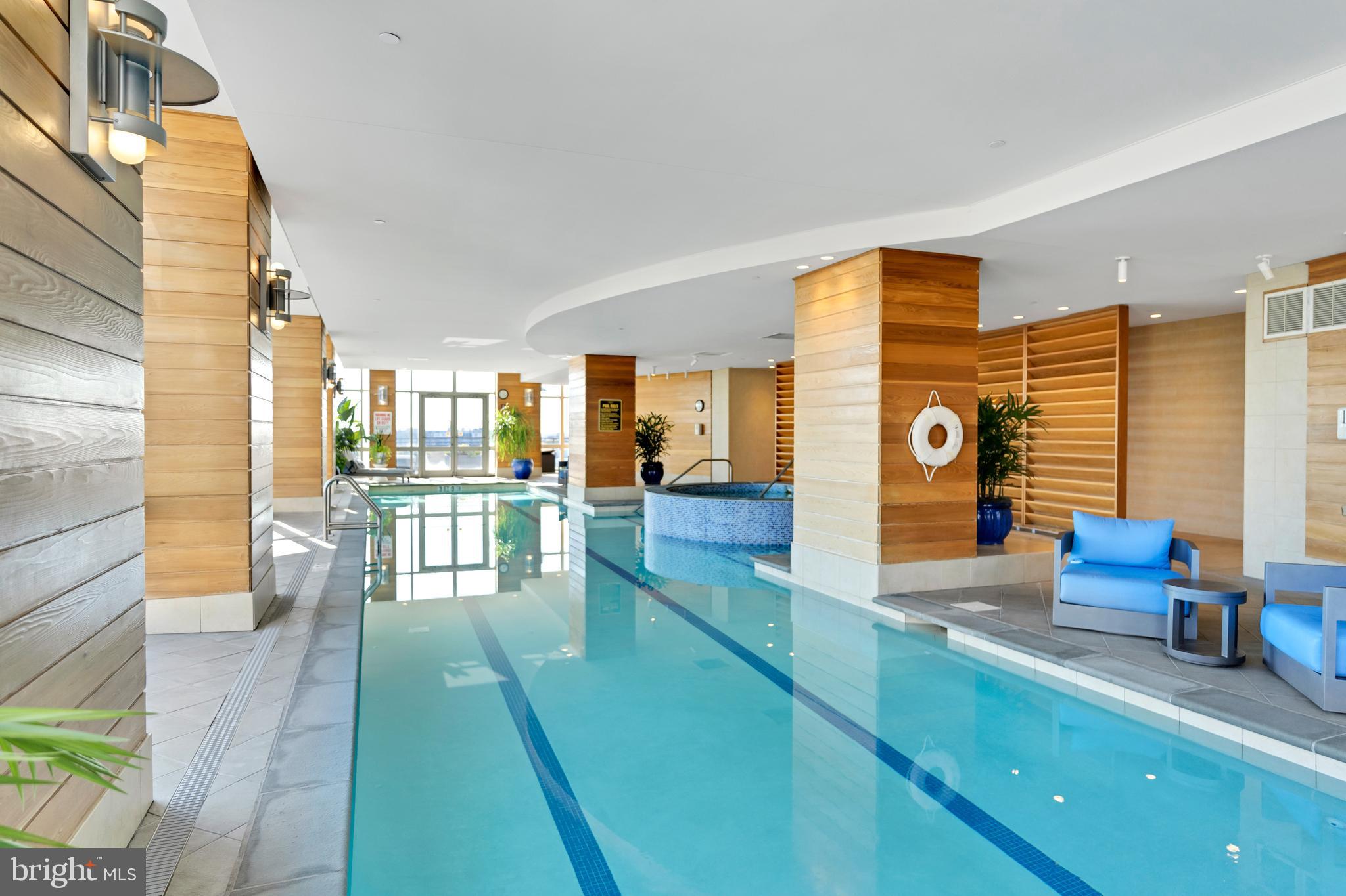 AVENUE OF THE ARTS - Residential