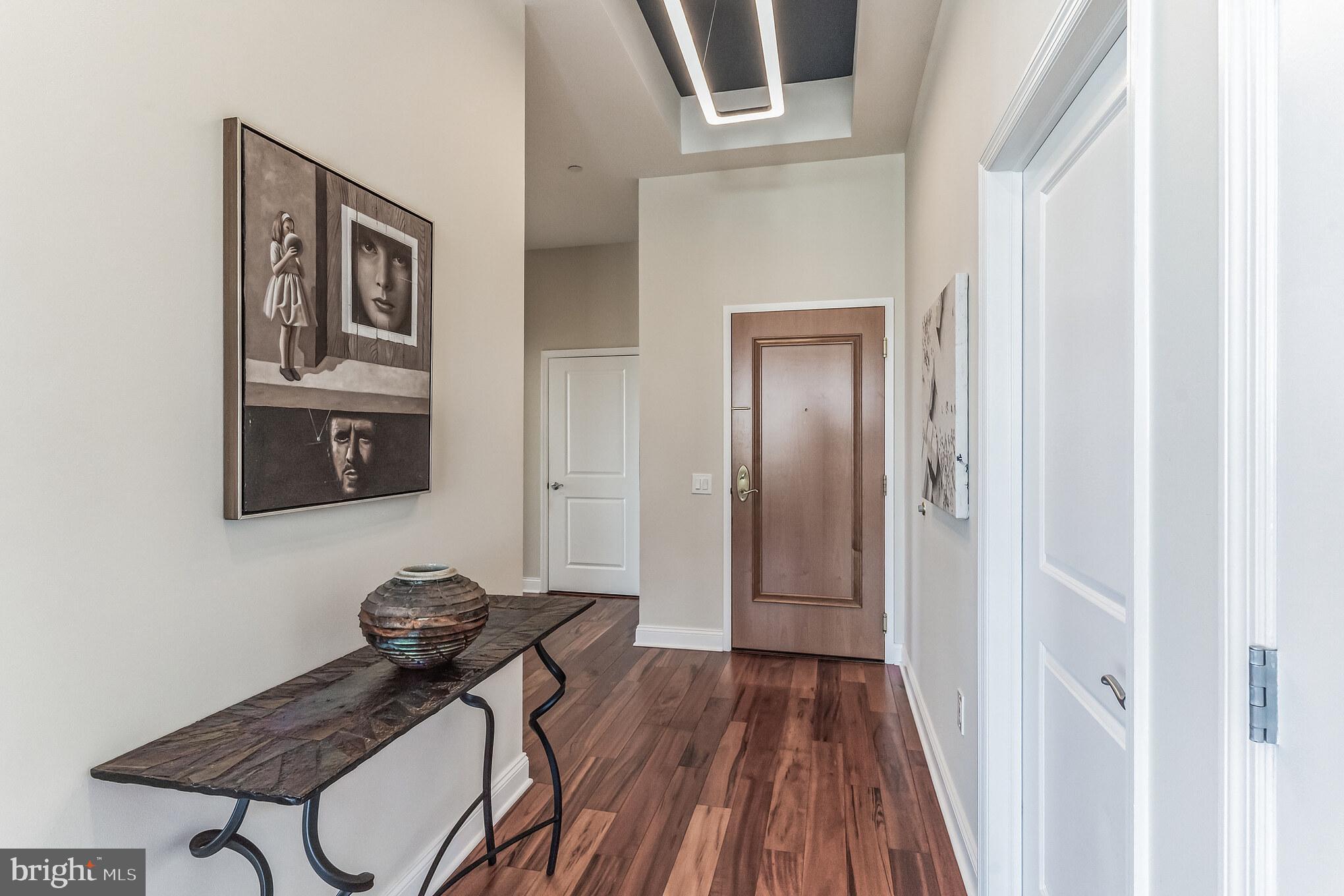 AVENUE OF THE ARTS - Residential