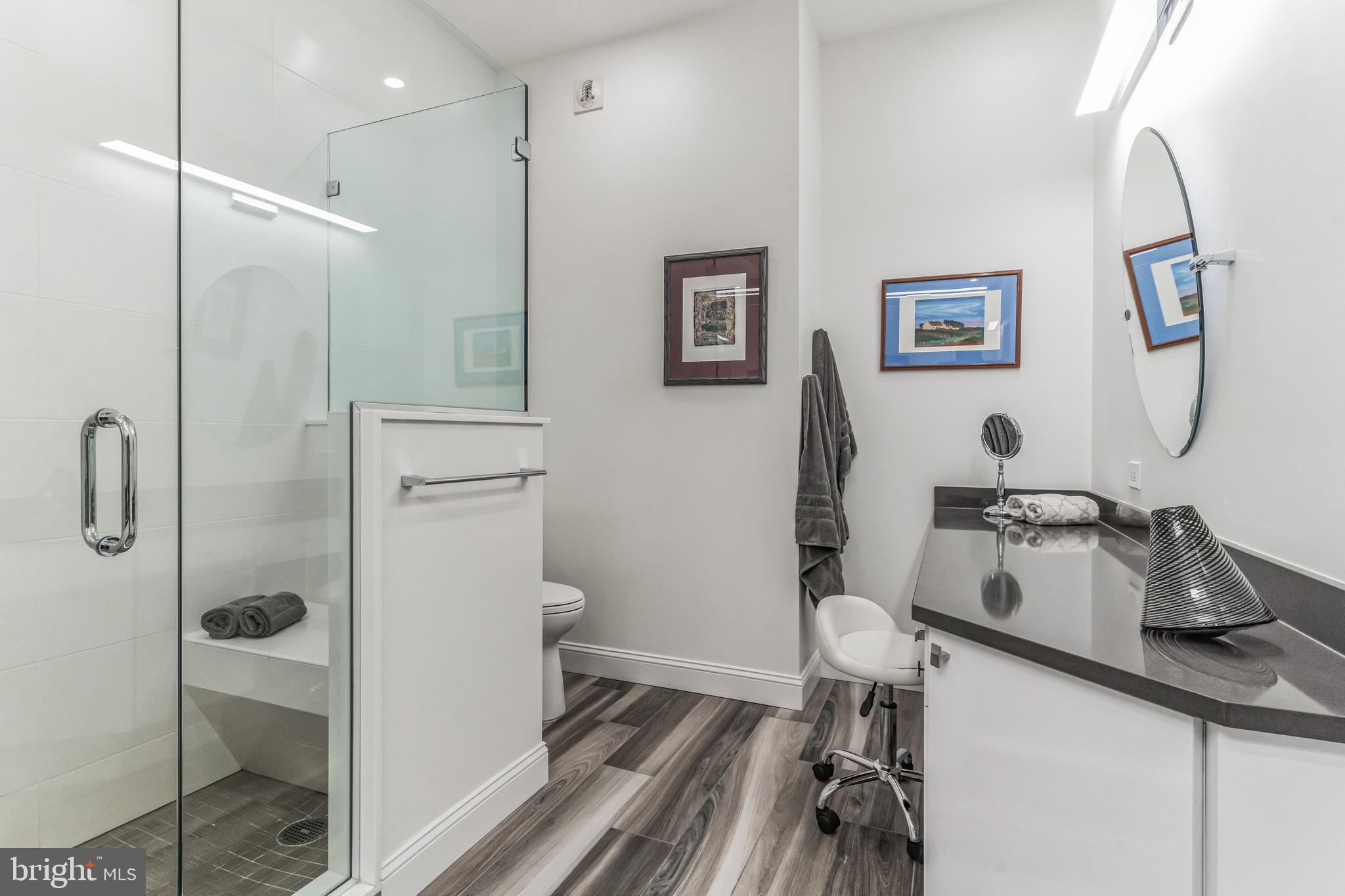 AVENUE OF THE ARTS - Residential