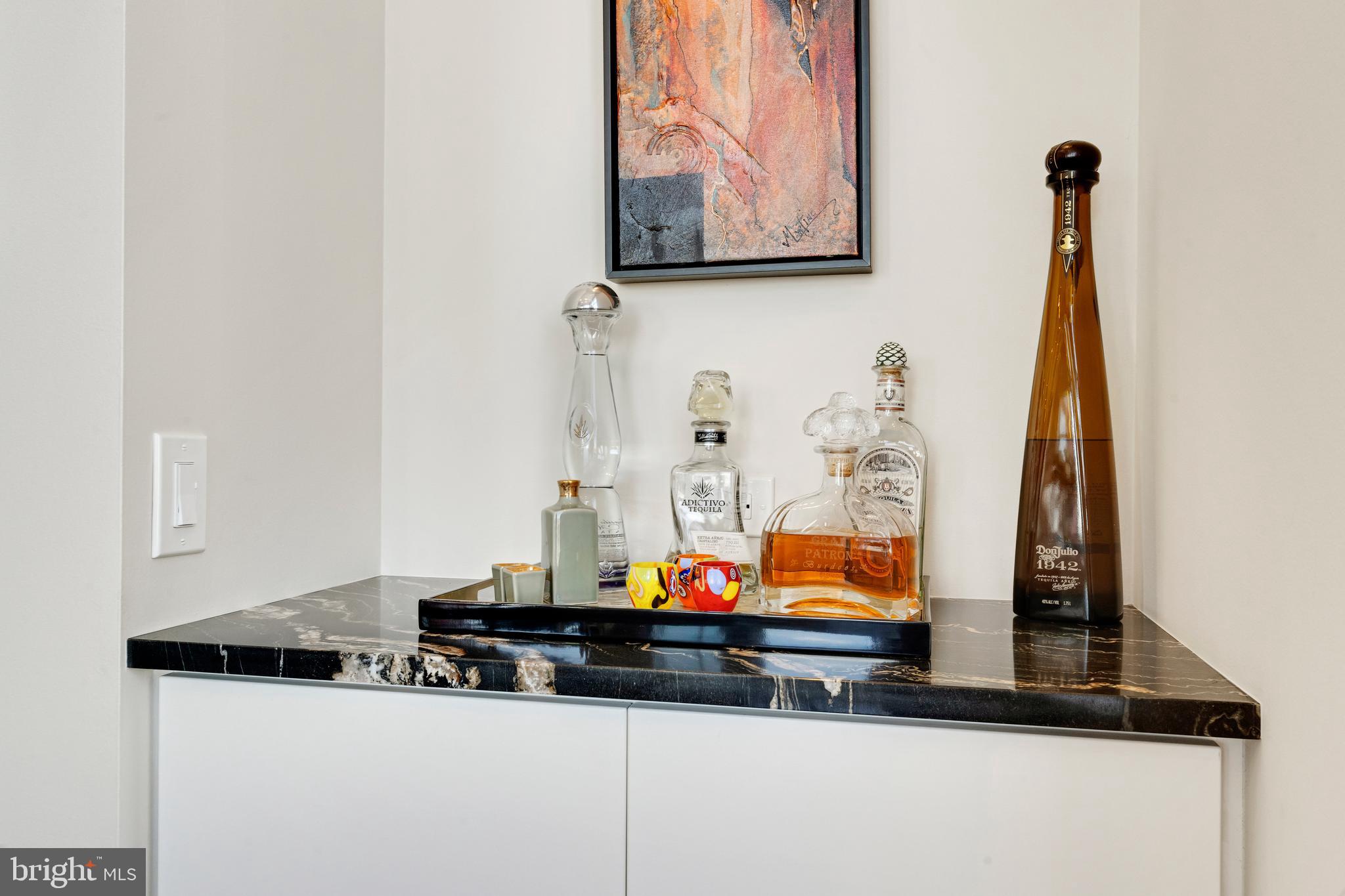 AVENUE OF THE ARTS - Residential