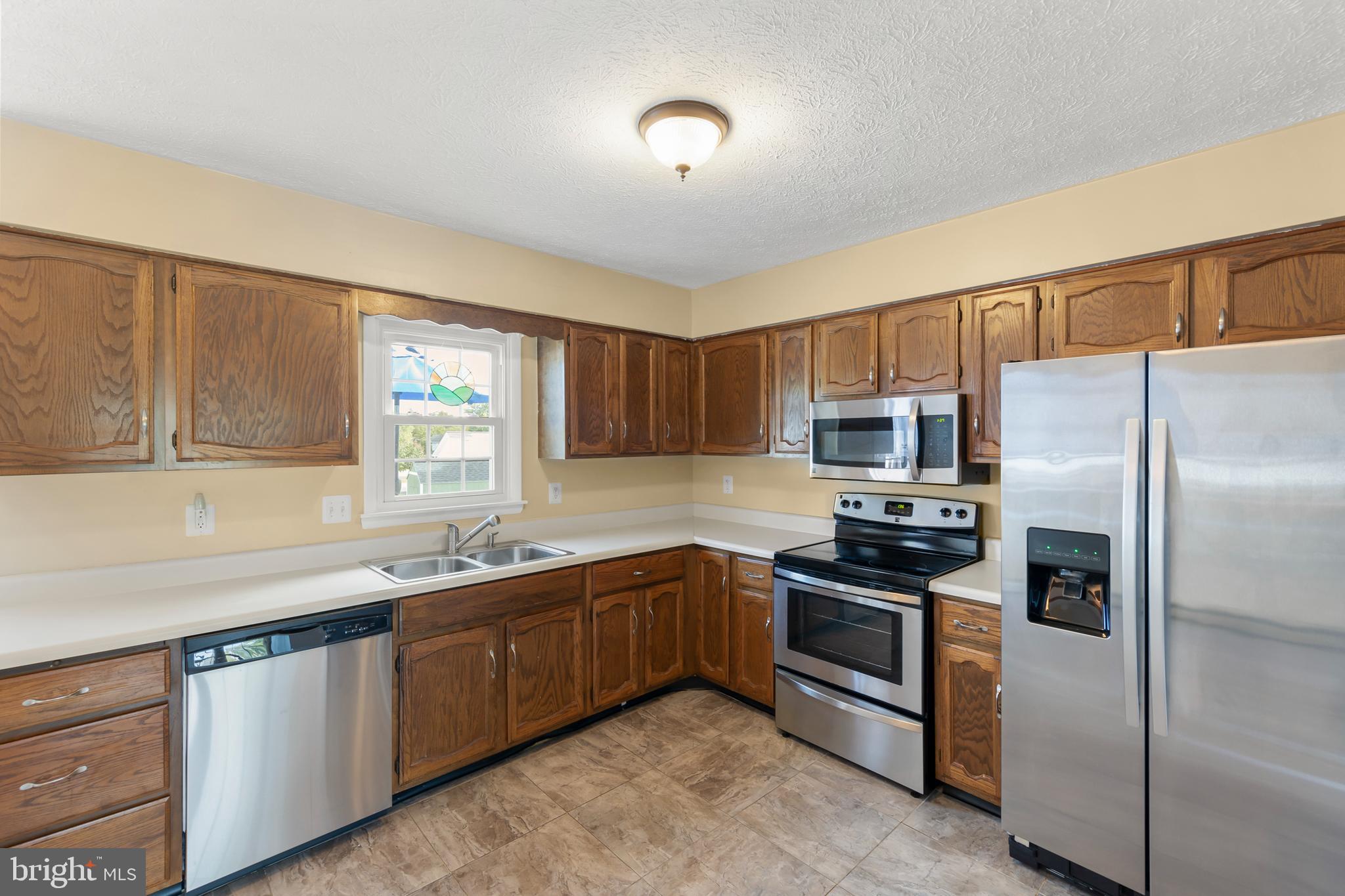 VILLAGE AT LAKESIDE - Residential