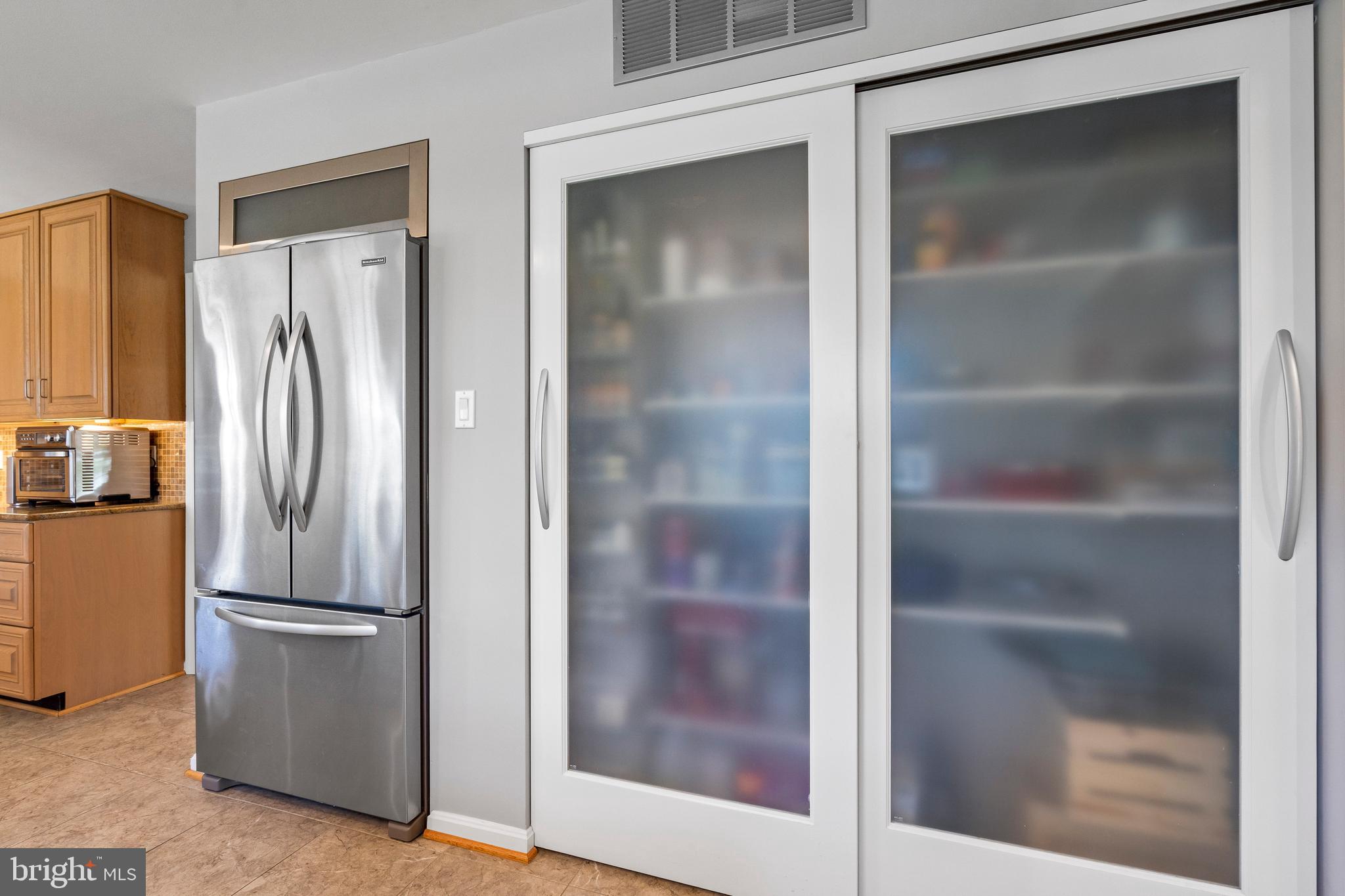 DOVER BALMORAL RIVERWOOD - Residential