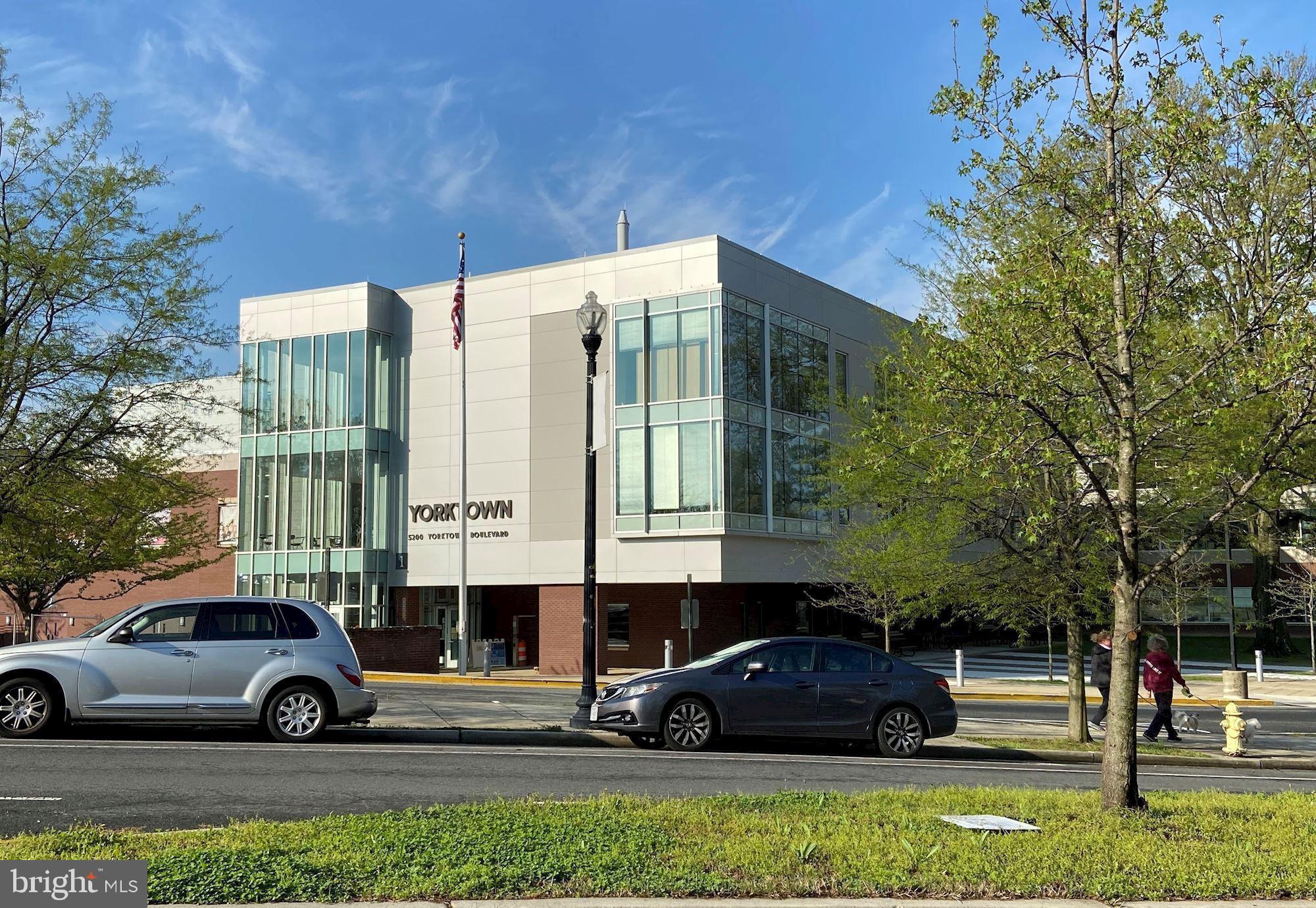 DOVER BALMORAL RIVERWOOD - Residential