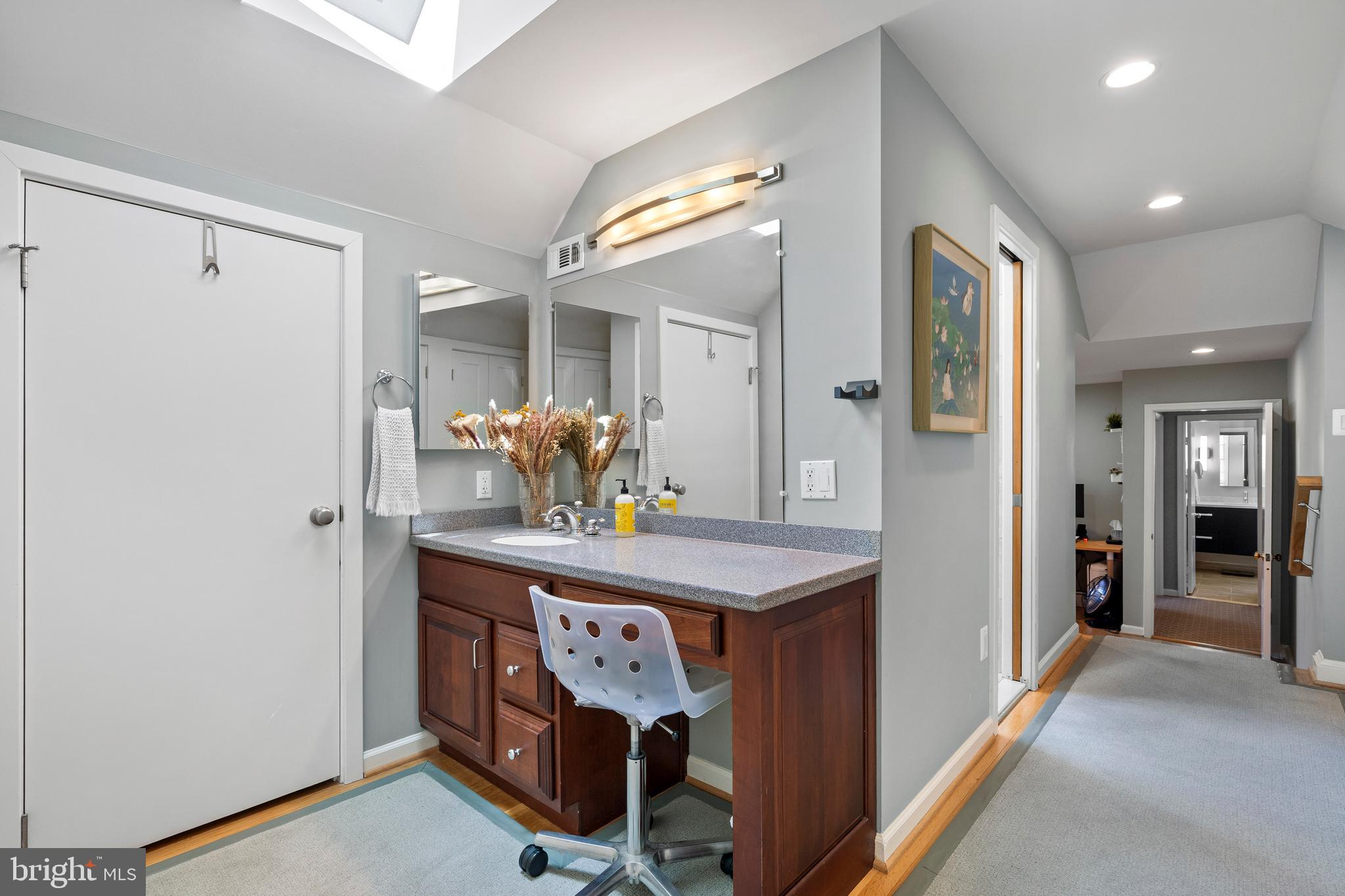 DOVER BALMORAL RIVERWOOD - Residential