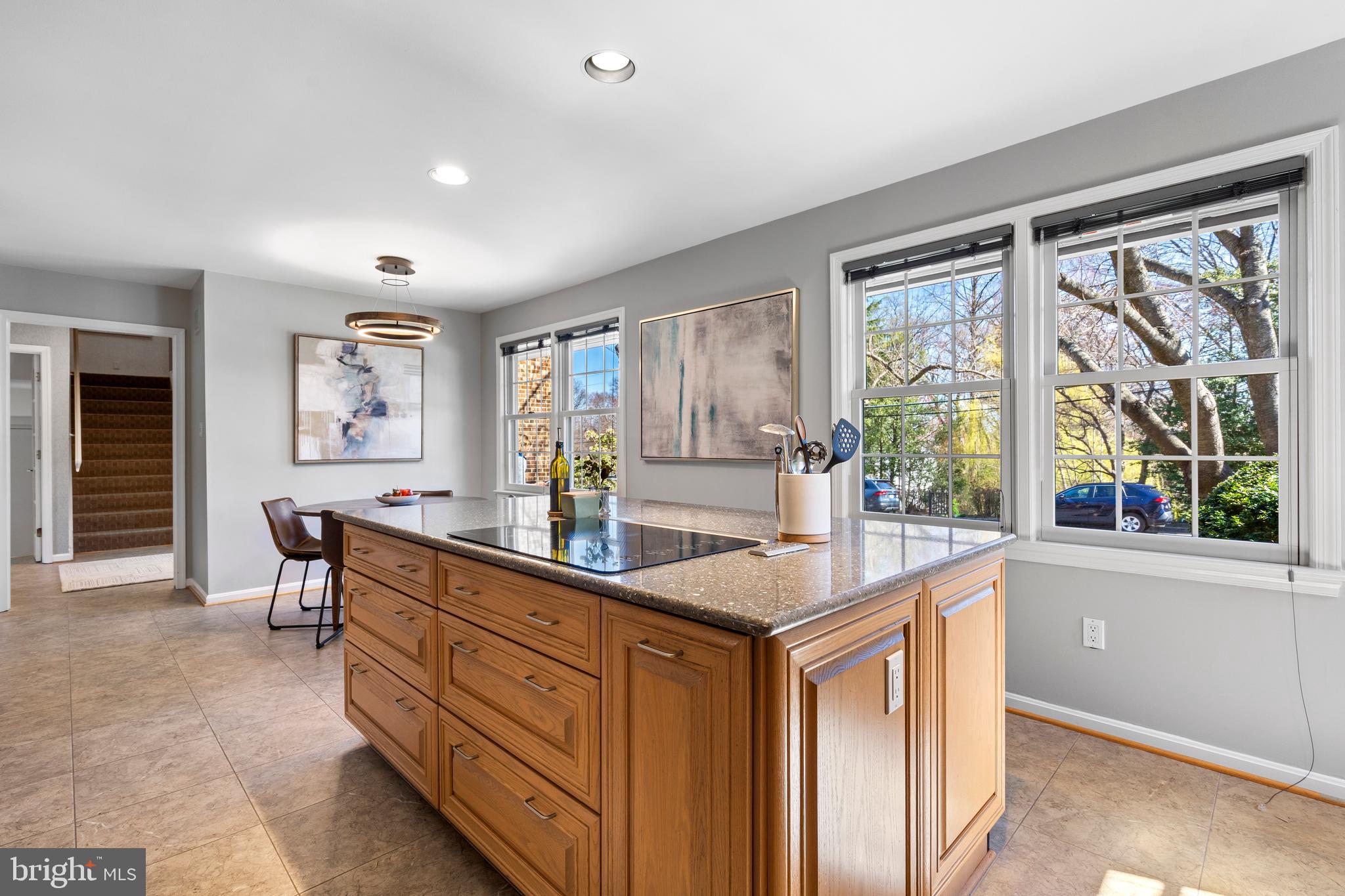 DOVER BALMORAL RIVERWOOD - Residential