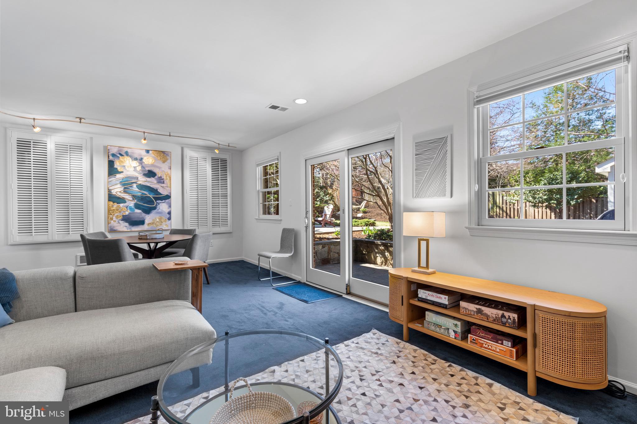 DOVER BALMORAL RIVERWOOD - Residential