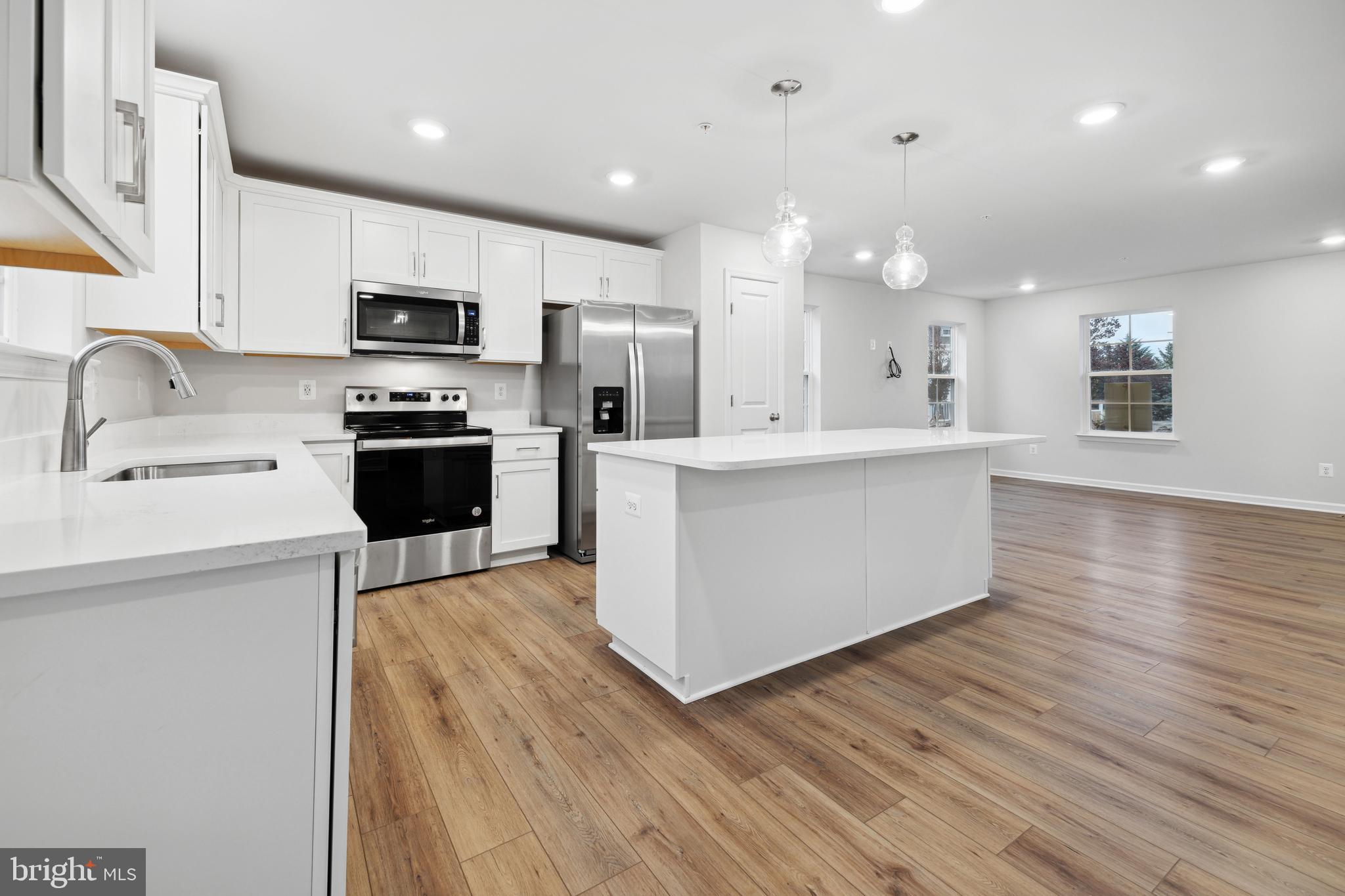 HAMMAKER HILLS - Residential