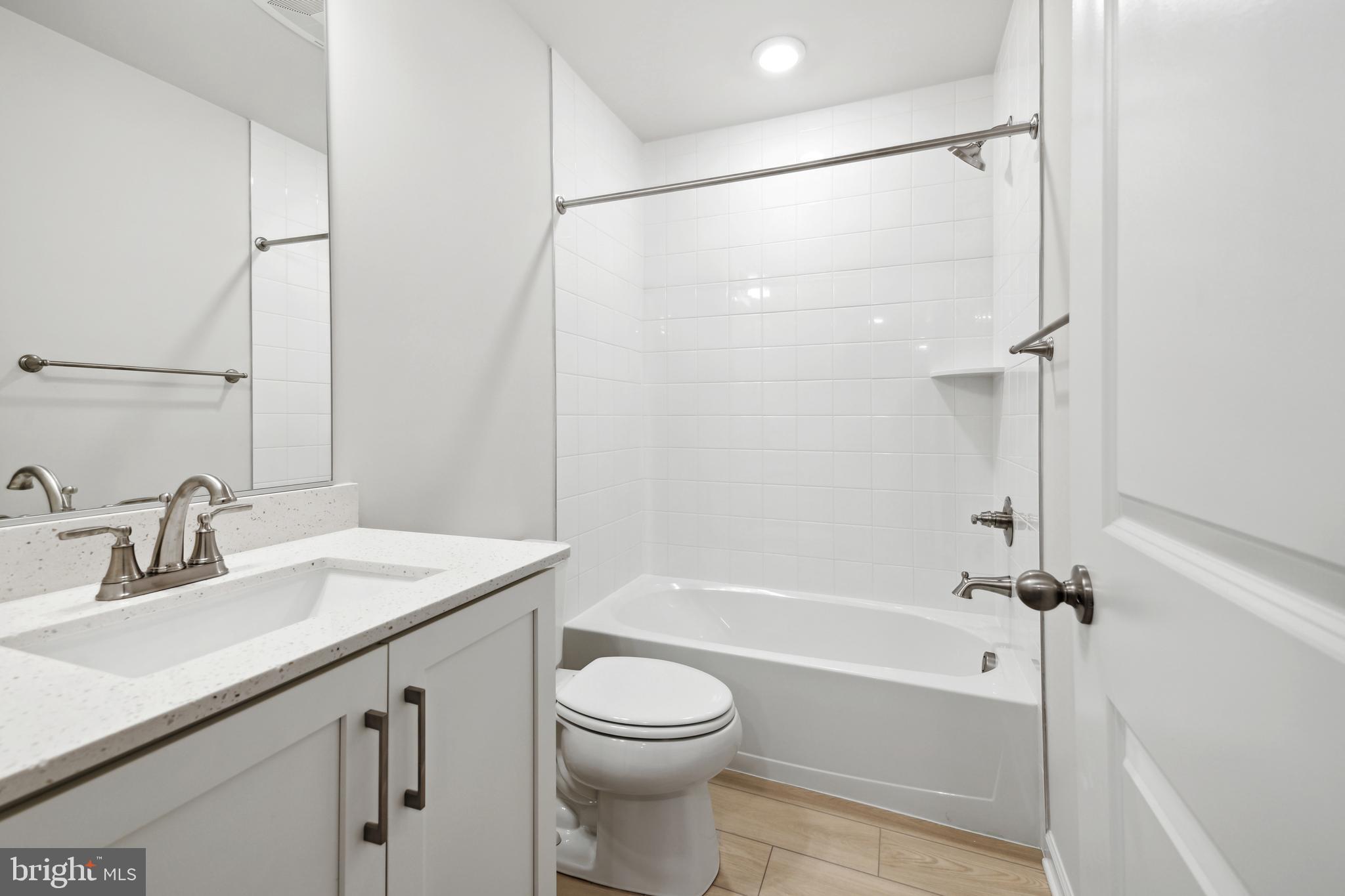 HAMMAKER HILLS - Residential