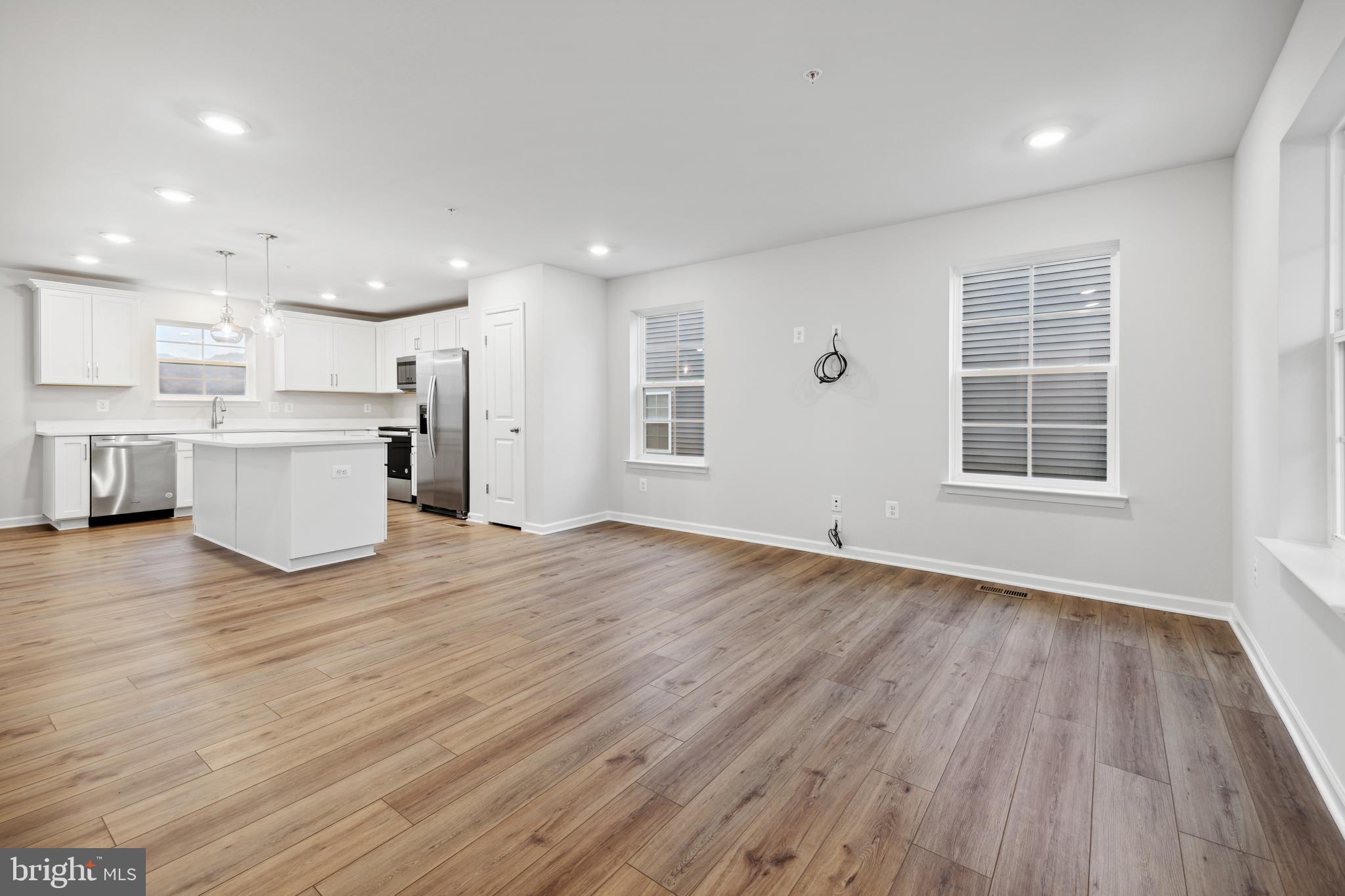 HAMMAKER HILLS - Residential