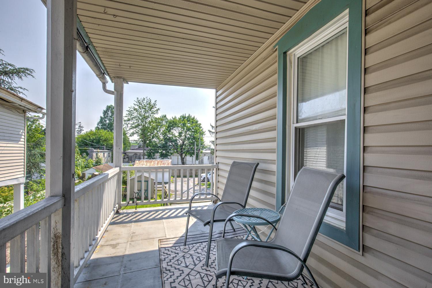 15 E WALNUT STREET