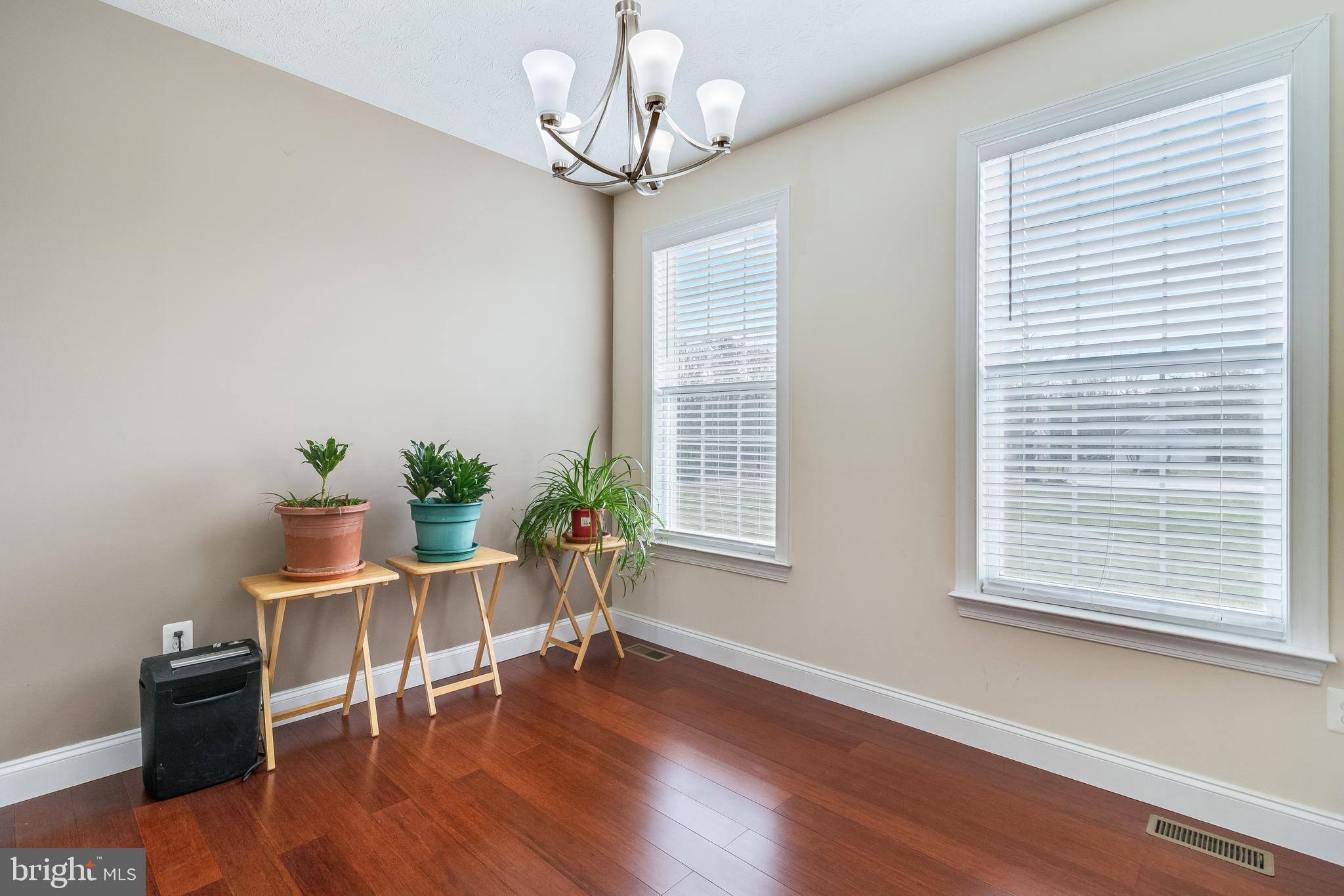 ARROWHEAD - Residential