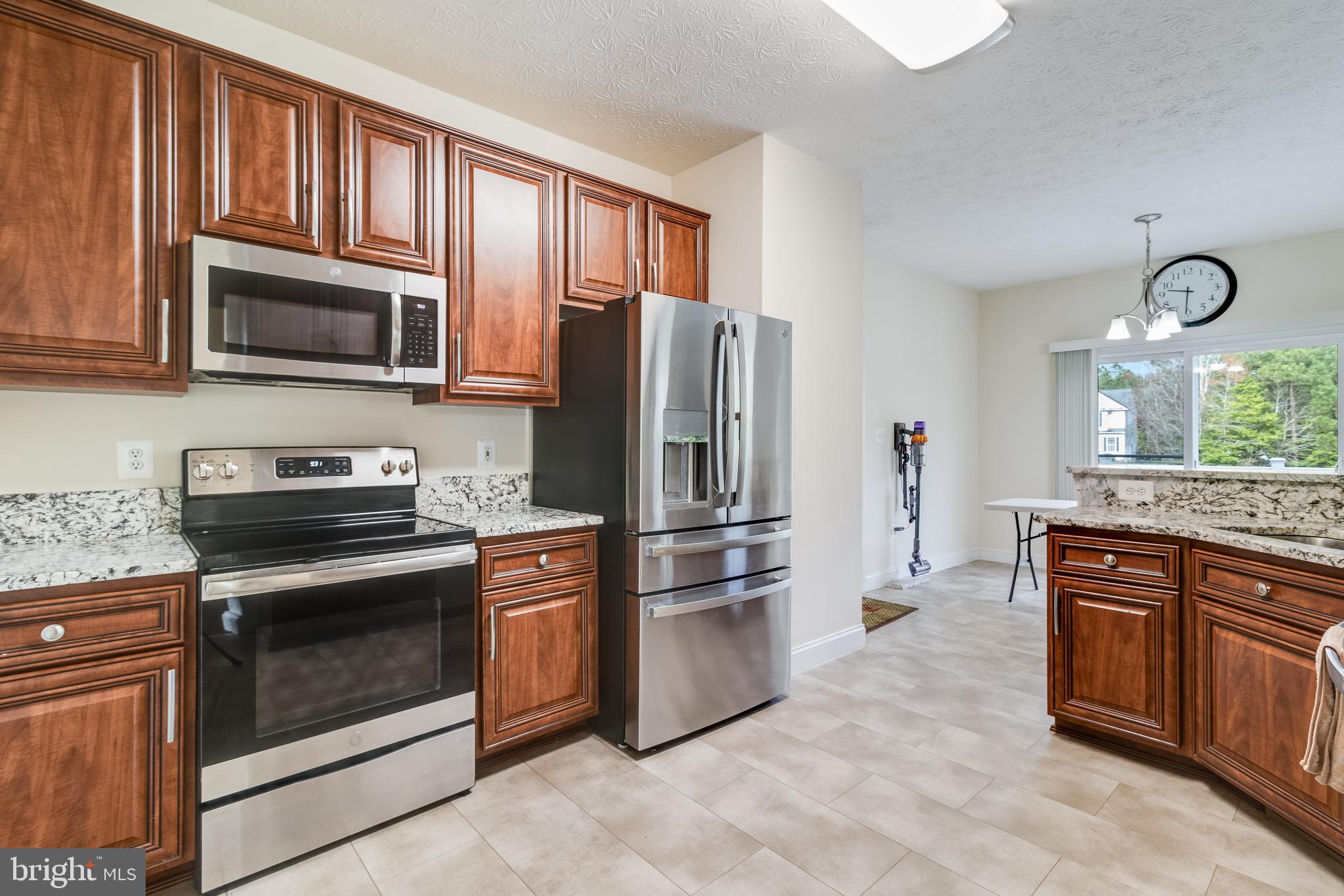 ARROWHEAD - Residential