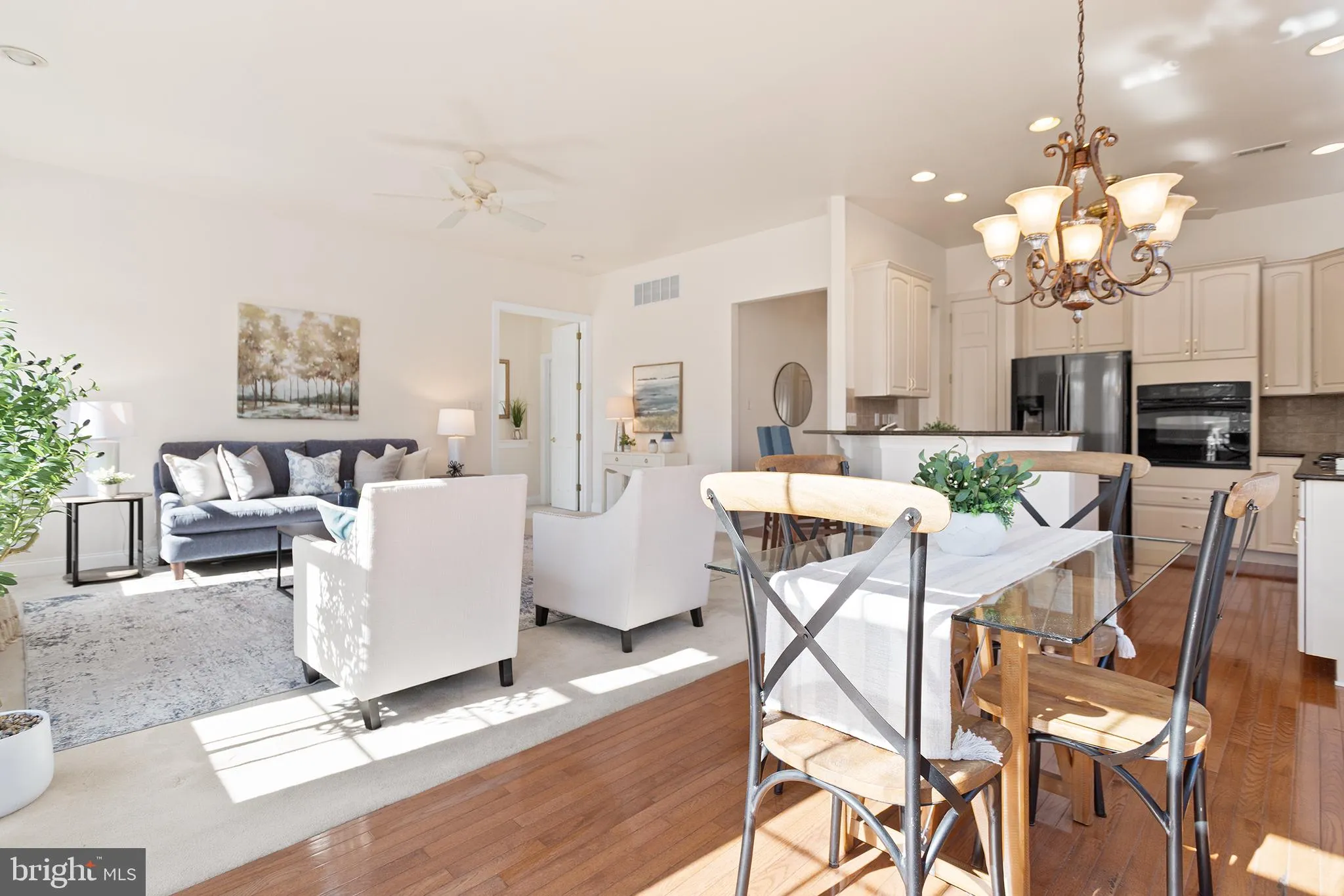 Garnet Valley, Pennsylvania 19060, United States, 3 Bedrooms Bedrooms, ,3 BathroomsBathrooms,Residential,Pending,82550