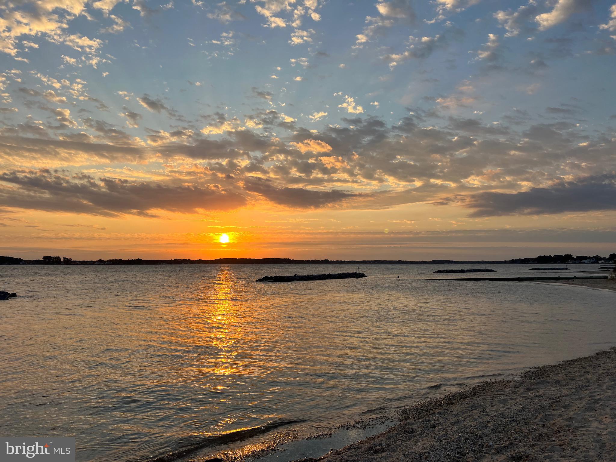 GLEBE HARBOR - Residential