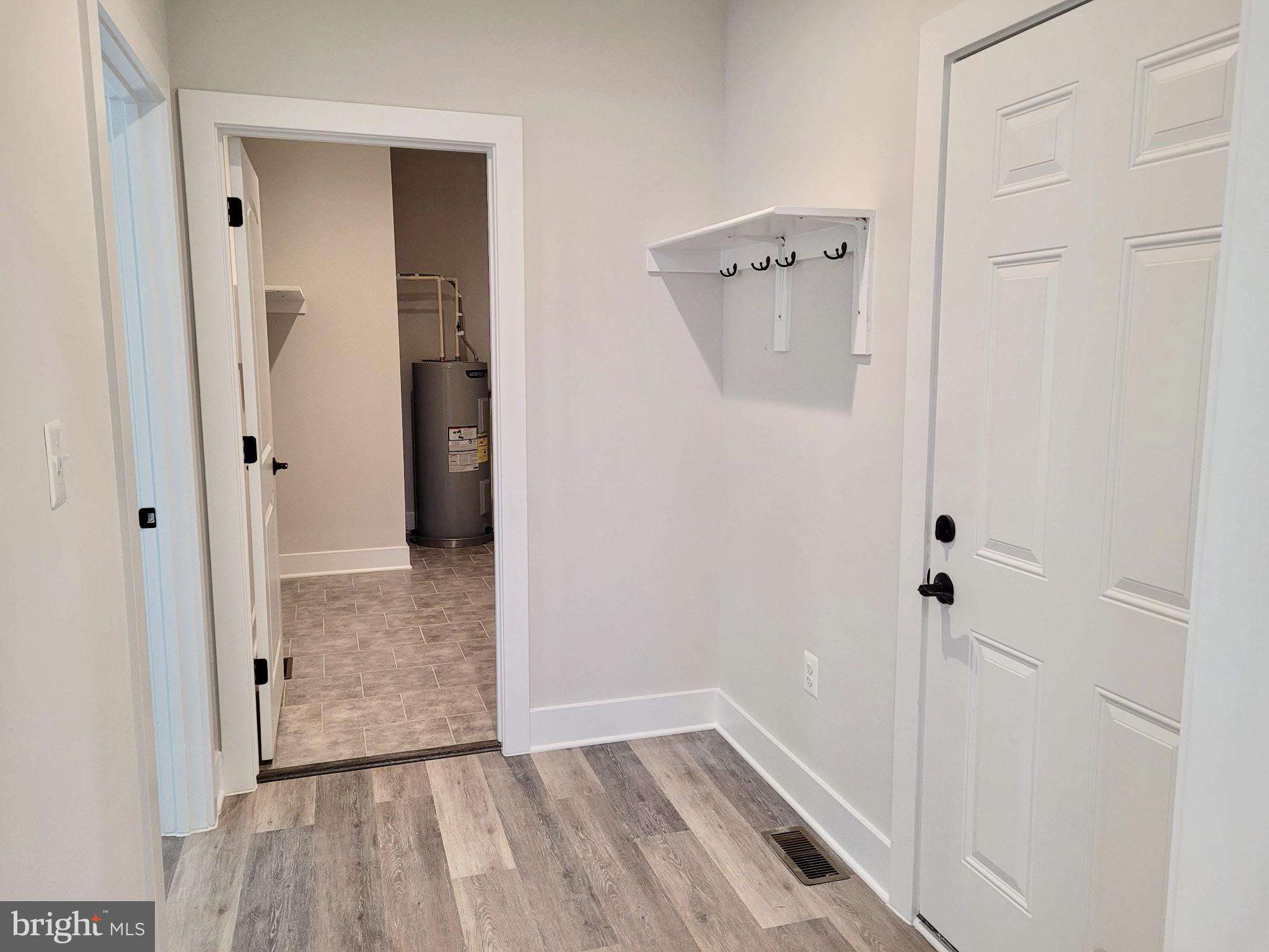 GLEBE HARBOR - Residential