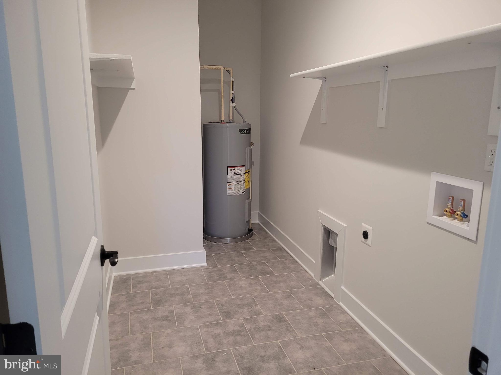 GLEBE HARBOR - Residential