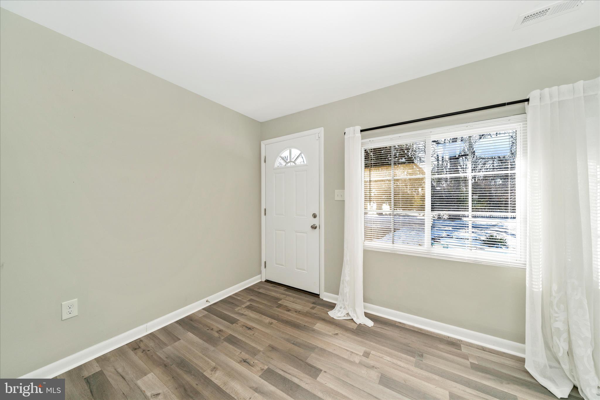 PRINCETON - Residential